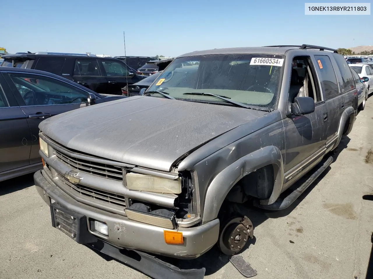 2000 Chevrolet Tahoe K1500 VIN: 1GNEK13R8YR211803 Lot: 61660534