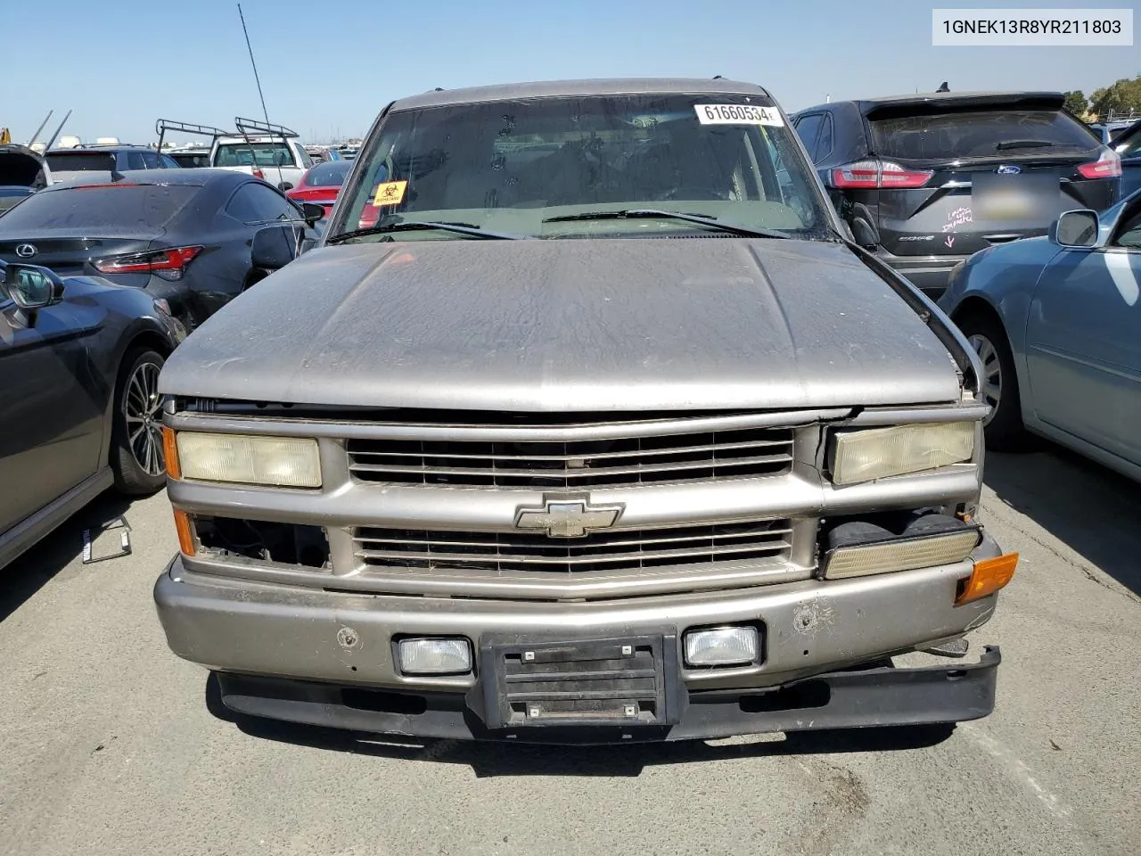 2000 Chevrolet Tahoe K1500 VIN: 1GNEK13R8YR211803 Lot: 61660534