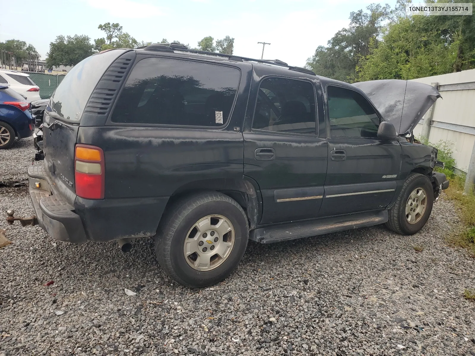 2000 Chevrolet Tahoe C1500 VIN: 1GNEC13T3YJ155714 Lot: 64169434