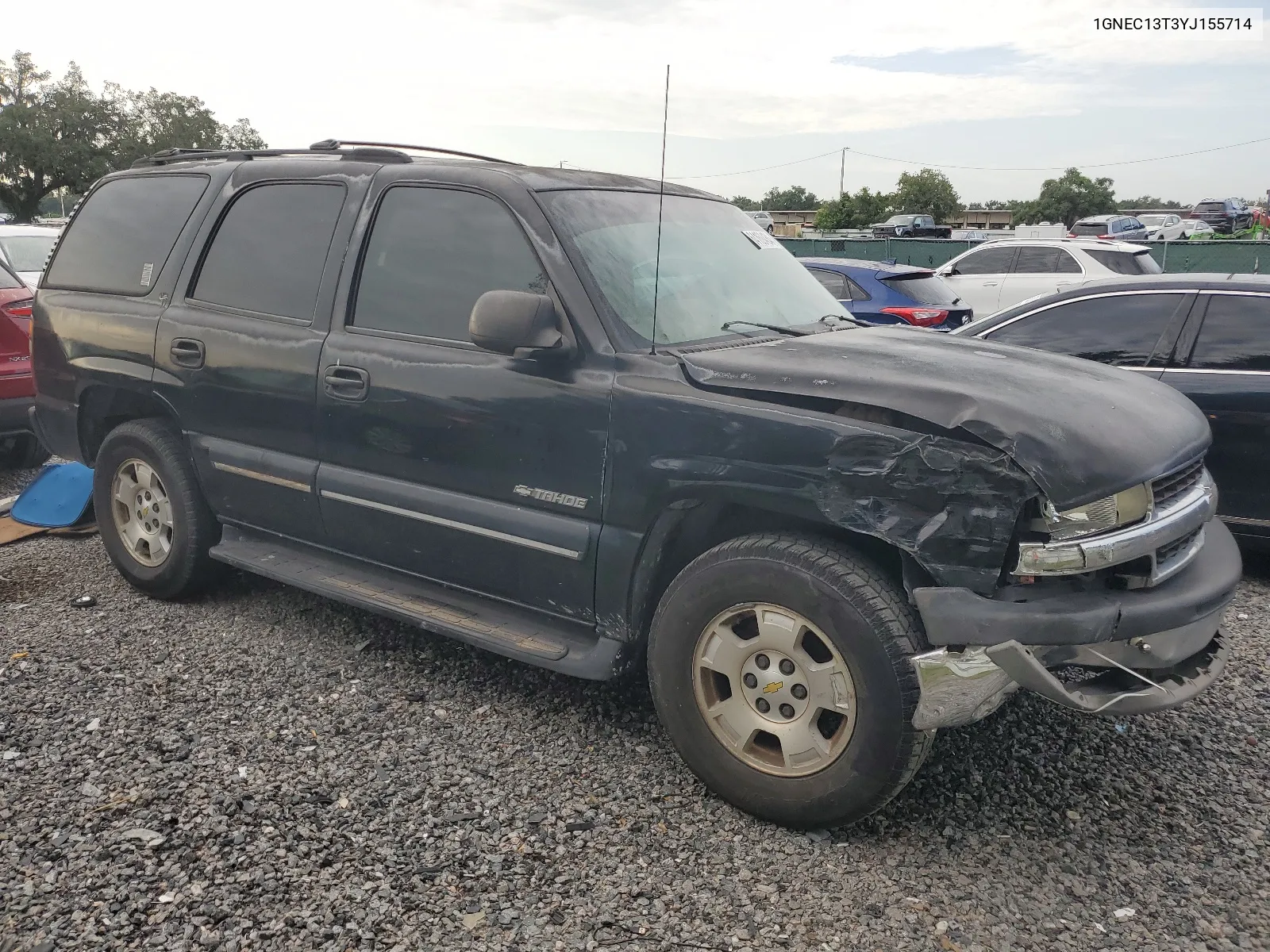 2000 Chevrolet Tahoe C1500 VIN: 1GNEC13T3YJ155714 Lot: 64169434