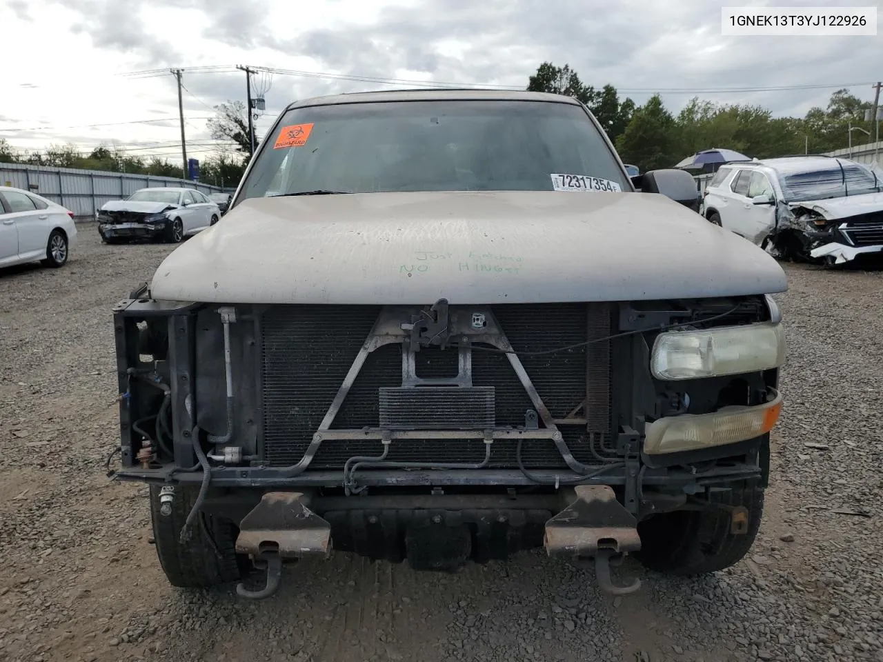 2000 Chevrolet Tahoe K1500 VIN: 1GNEK13T3YJ122926 Lot: 72317354