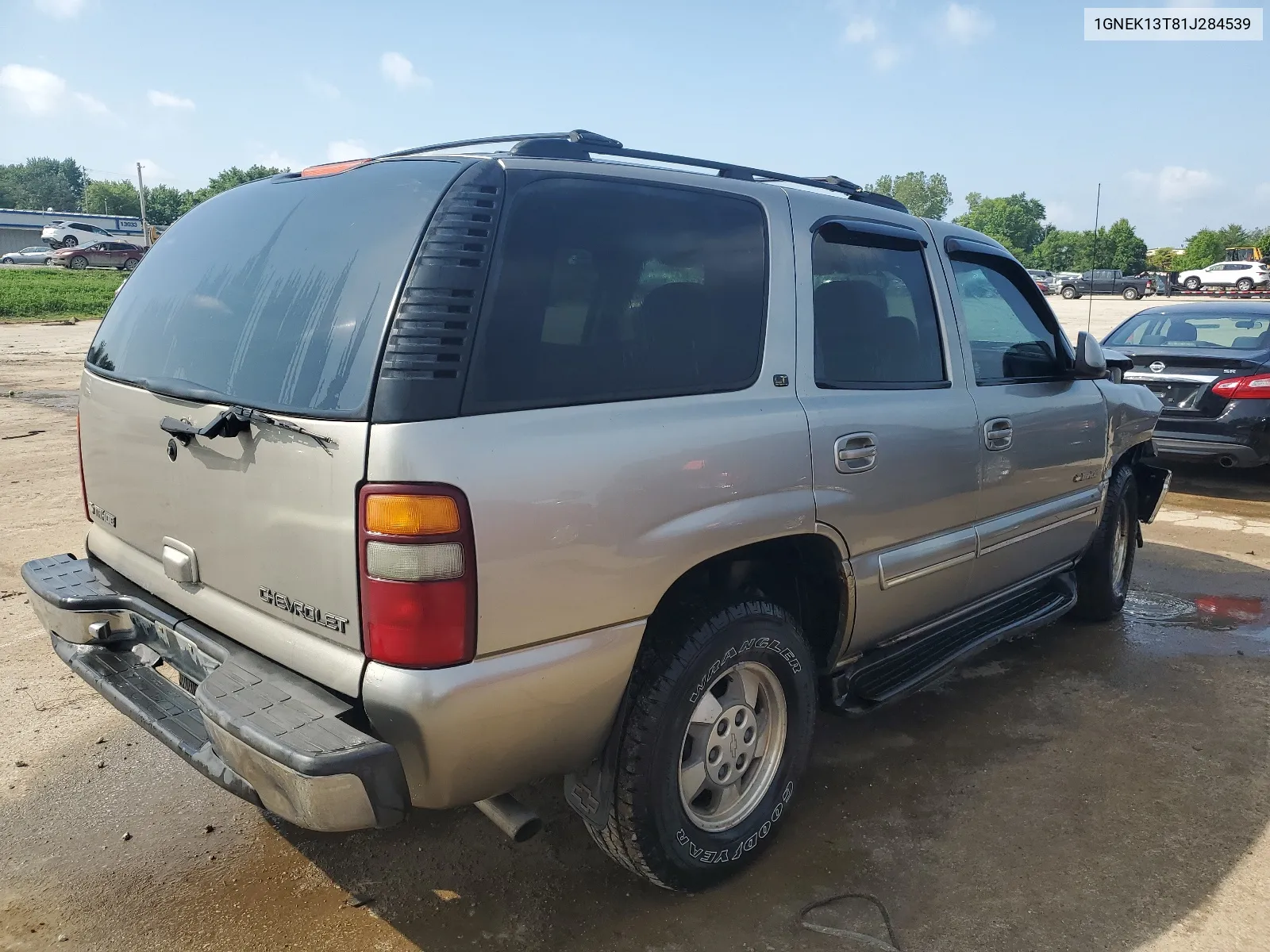 2001 Chevrolet Tahoe K1500 VIN: 1GNEK13T81J284539 Lot: 56139254