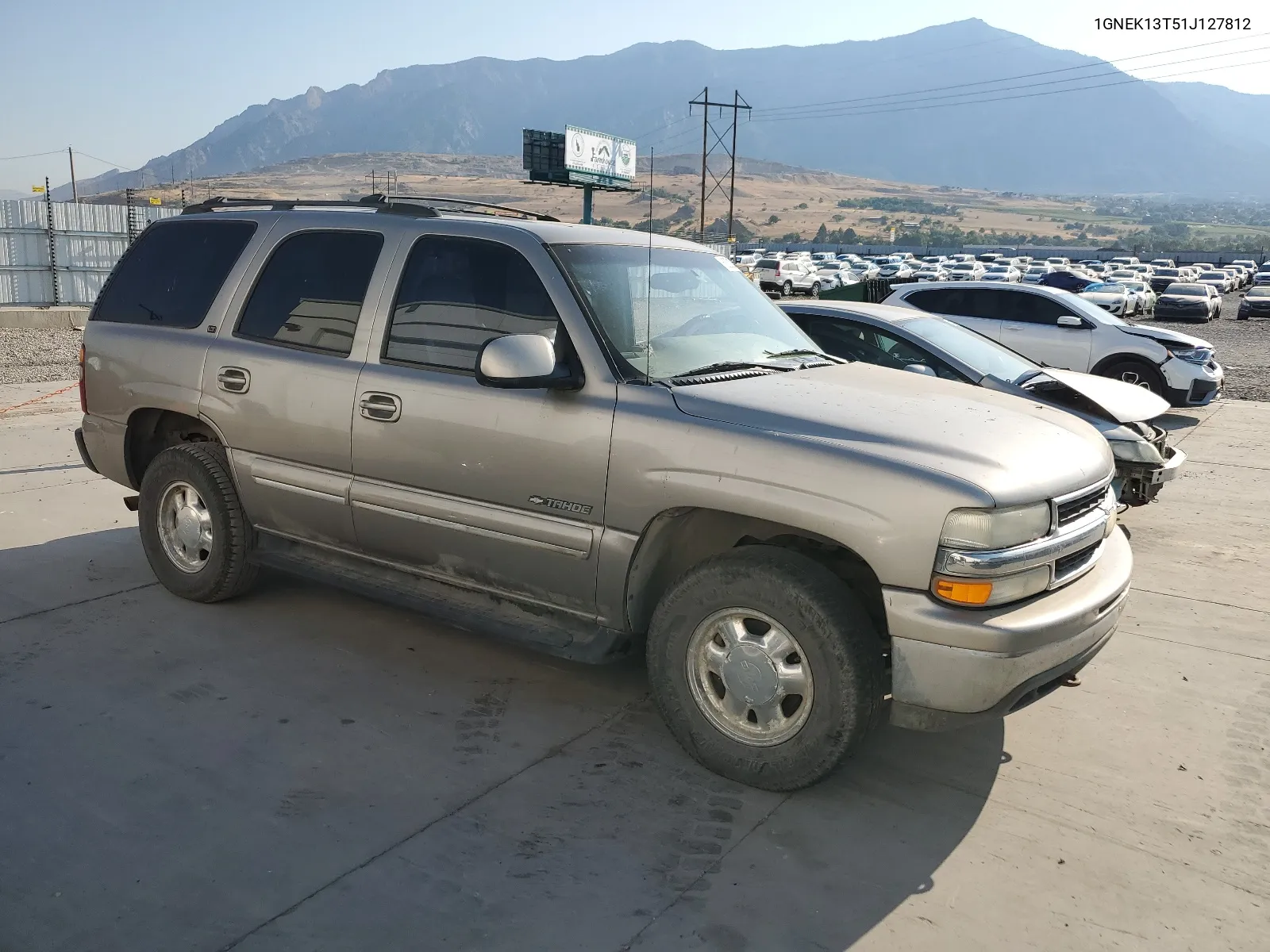 2001 Chevrolet Tahoe K1500 VIN: 1GNEK13T51J127812 Lot: 62392944