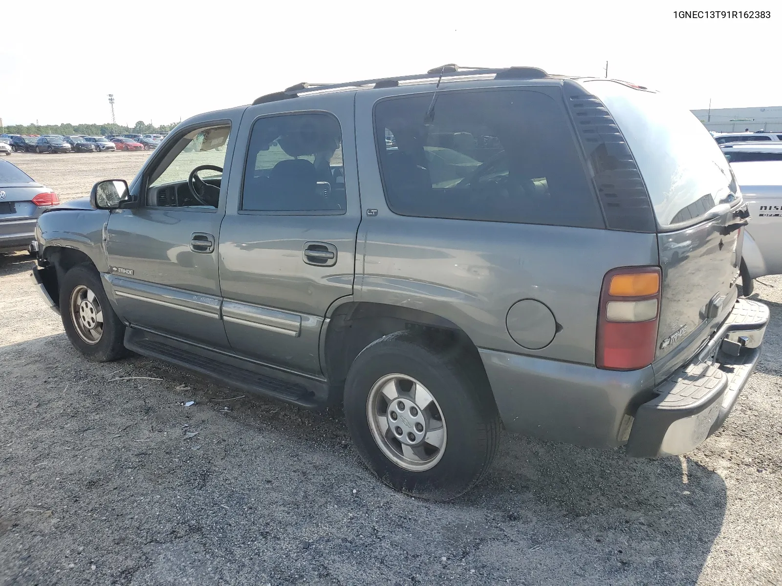 2001 Chevrolet Tahoe C1500 VIN: 1GNEC13T91R162383 Lot: 64348404