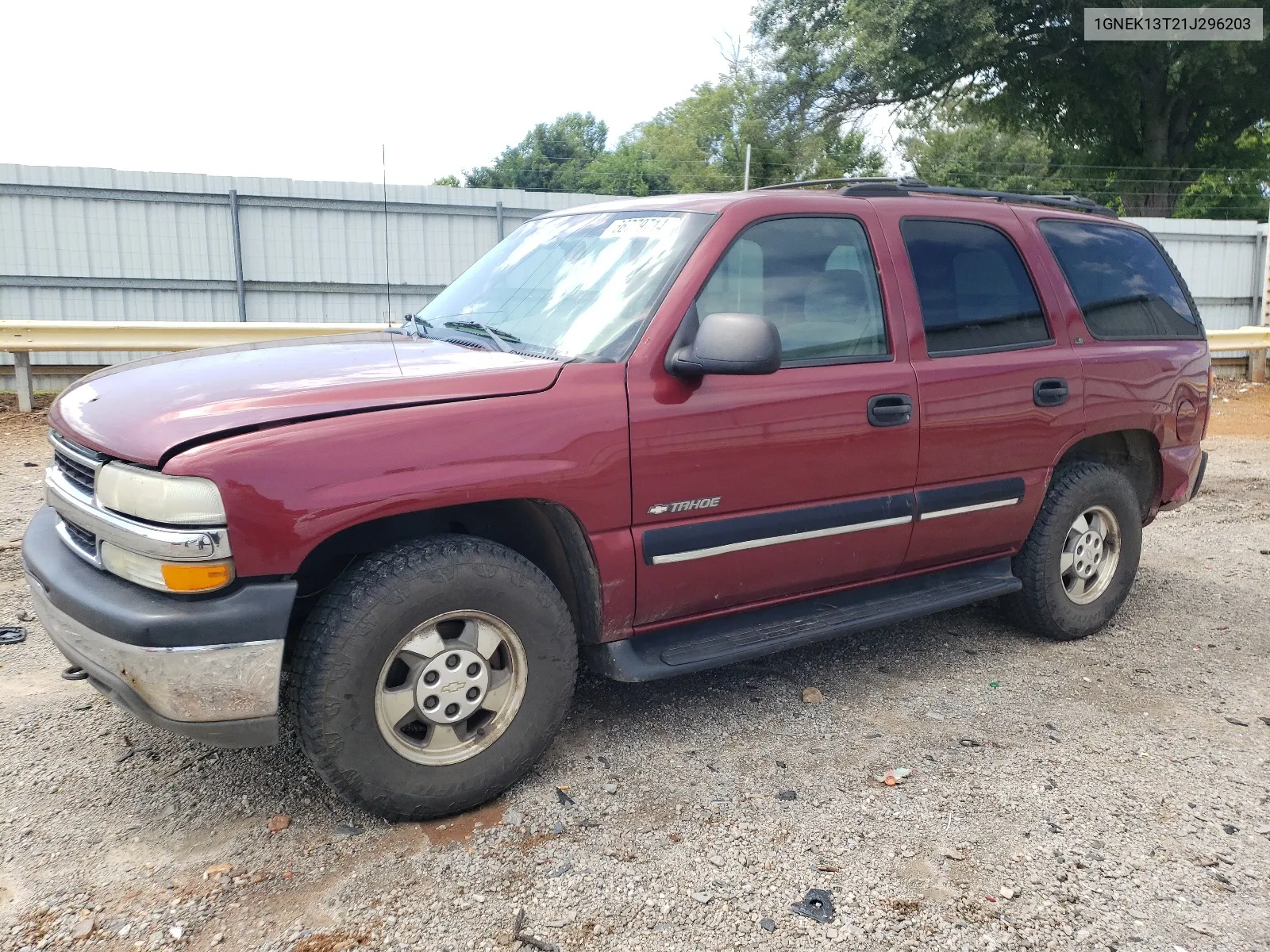 2001 Chevrolet Tahoe K1500 VIN: 1GNEK13T21J296203 Lot: 66779714