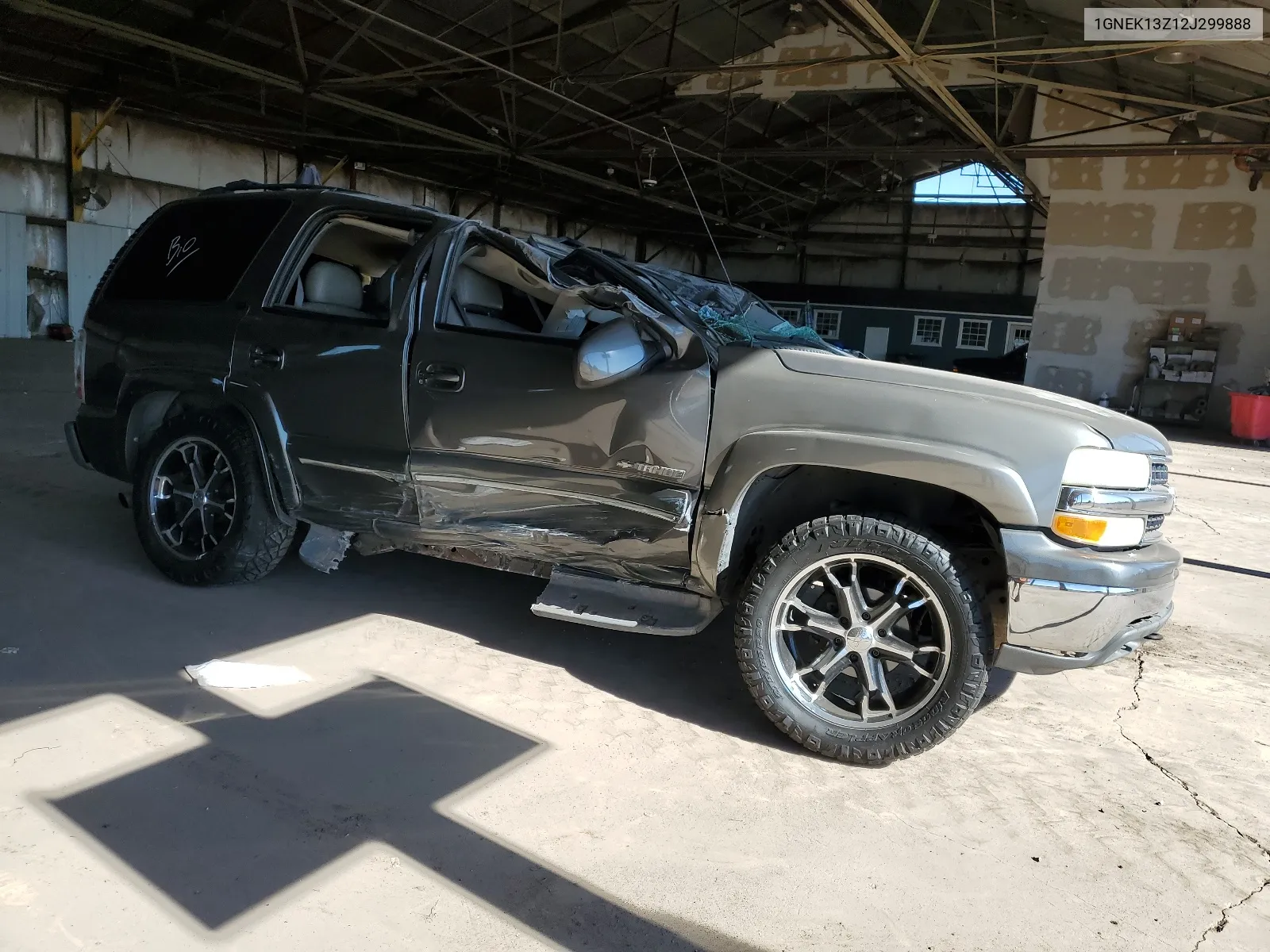 2002 Chevrolet Tahoe K1500 VIN: 1GNEK13Z12J299888 Lot: 51606924