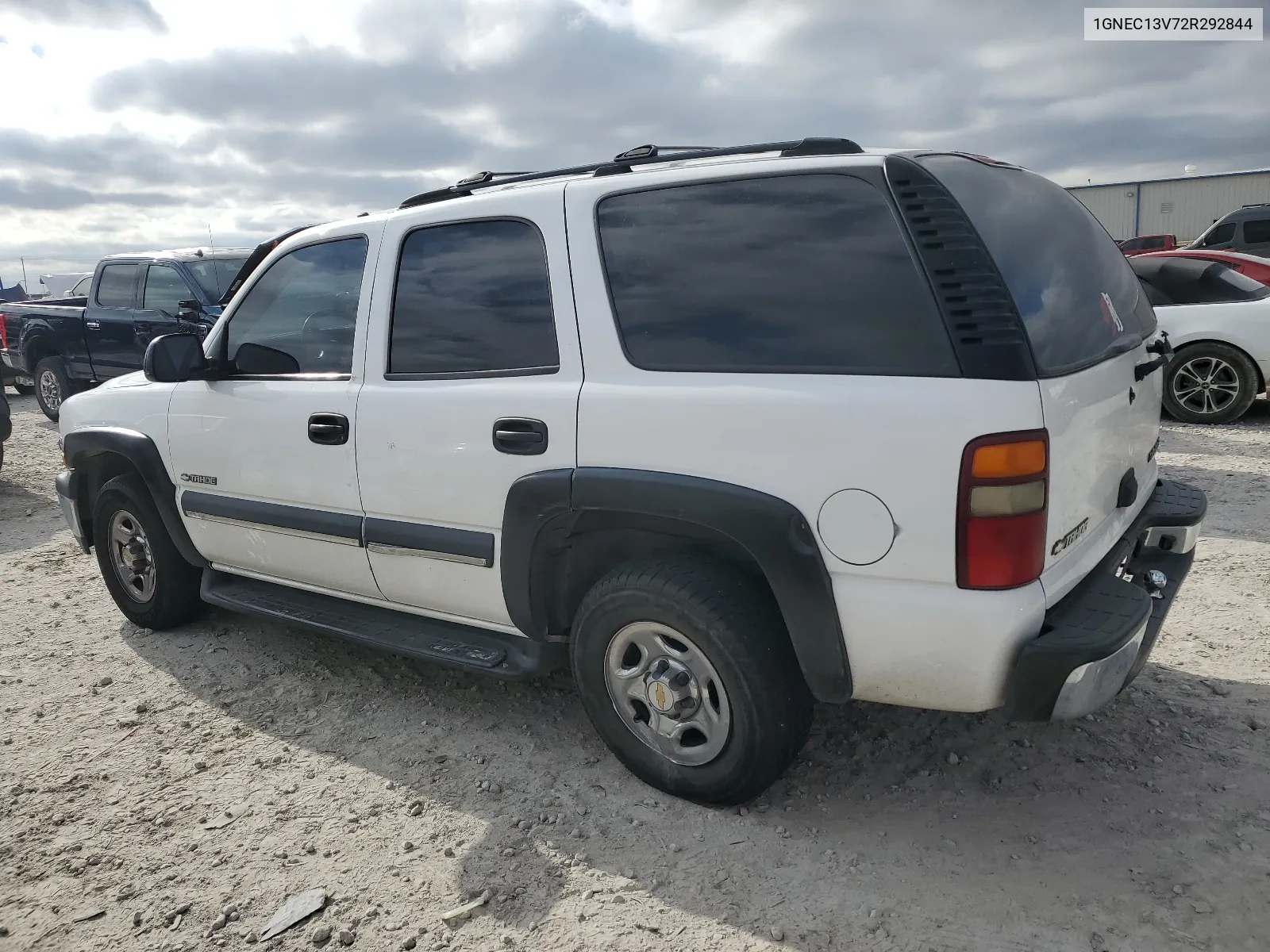 2002 Chevrolet Tahoe C1500 VIN: 1GNEC13V72R292844 Lot: 52821594