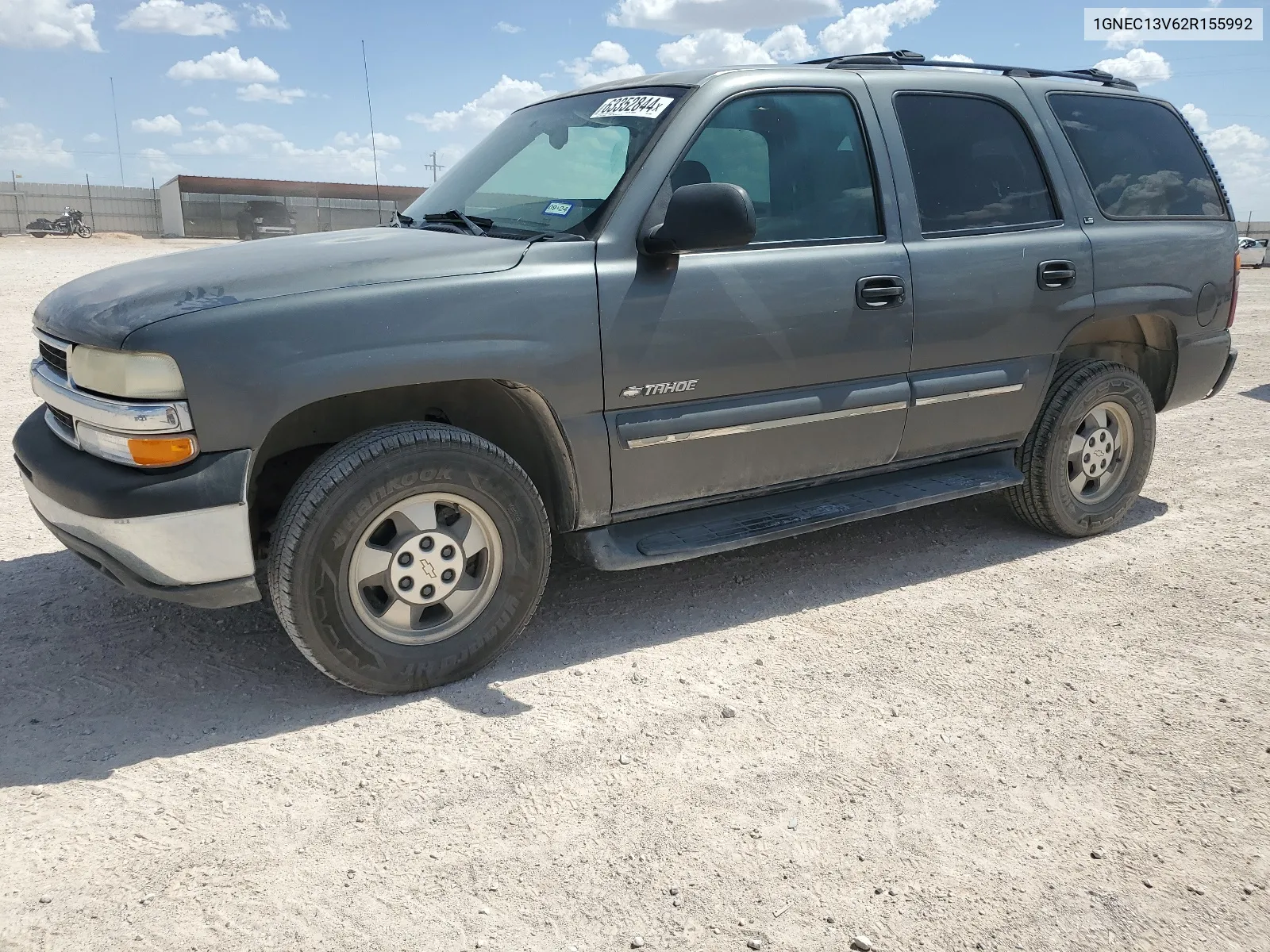 2002 Chevrolet Tahoe C1500 VIN: 1GNEC13V62R155992 Lot: 63352844