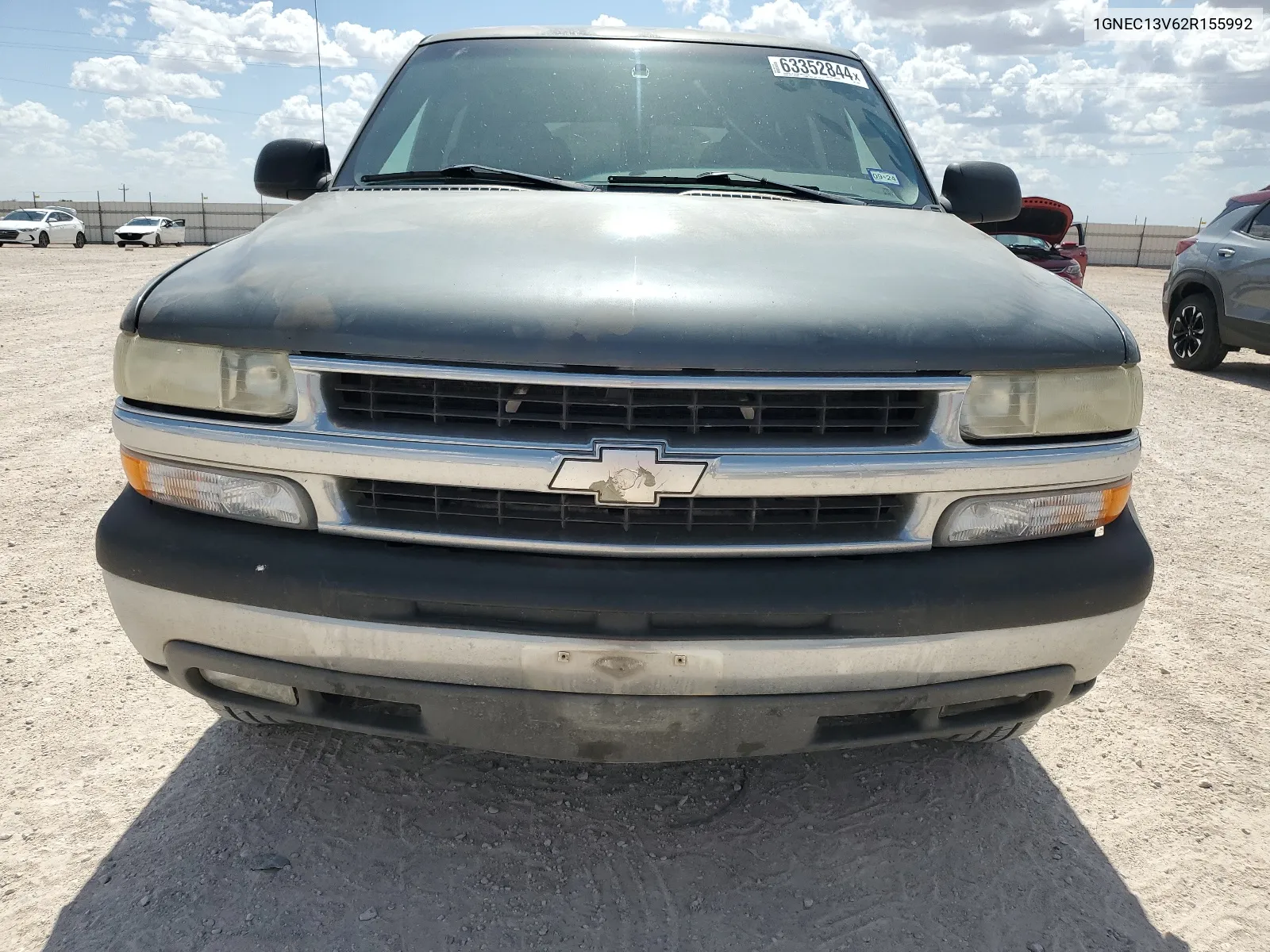 2002 Chevrolet Tahoe C1500 VIN: 1GNEC13V62R155992 Lot: 63352844