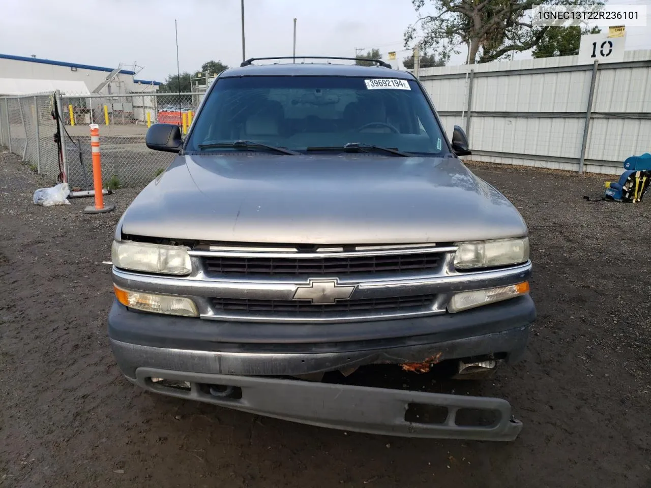 1GNEC13T22R236101 2002 Chevrolet Tahoe C1500