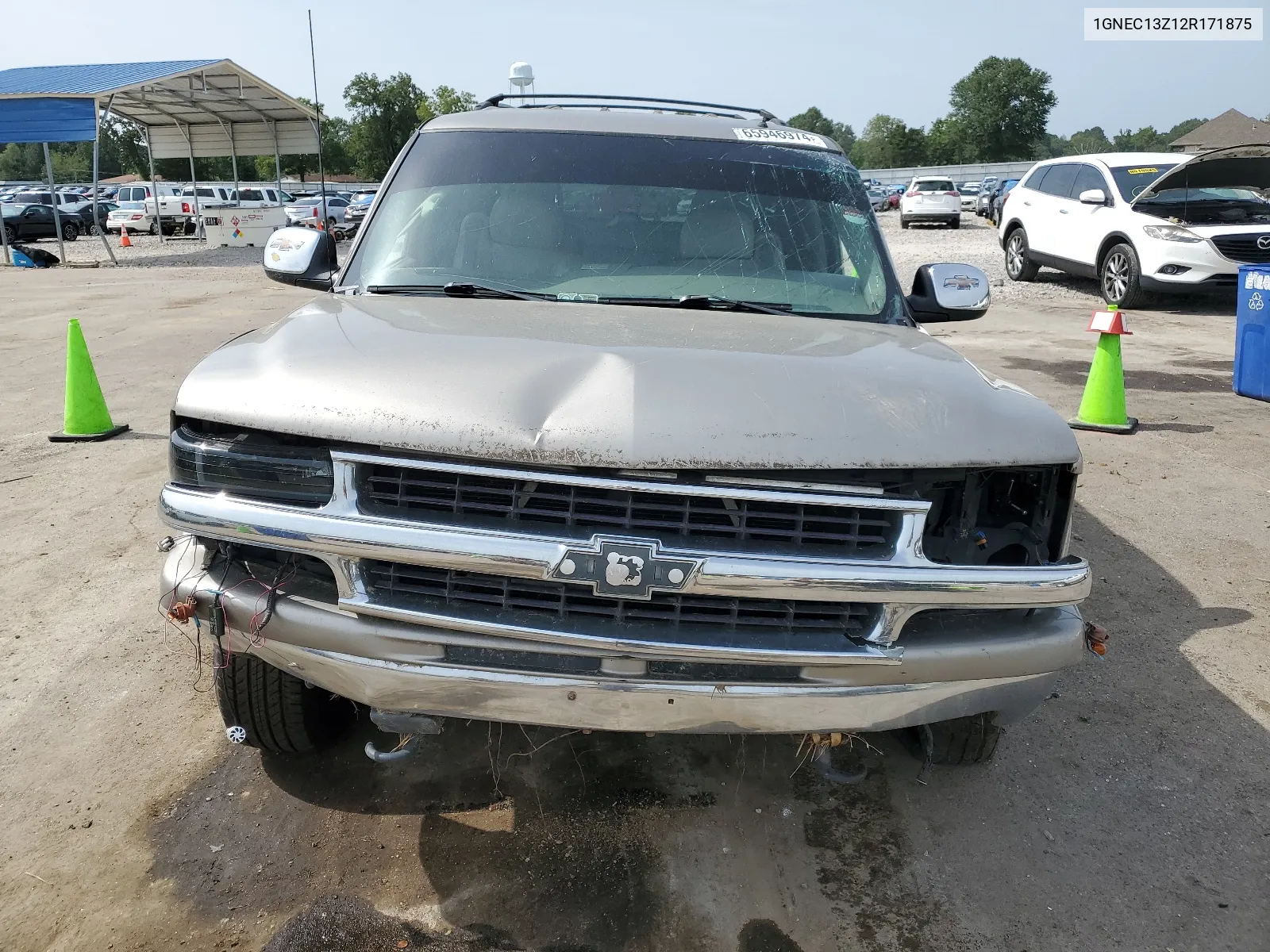 2002 Chevrolet Tahoe C1500 VIN: 1GNEC13Z12R171875 Lot: 65946974