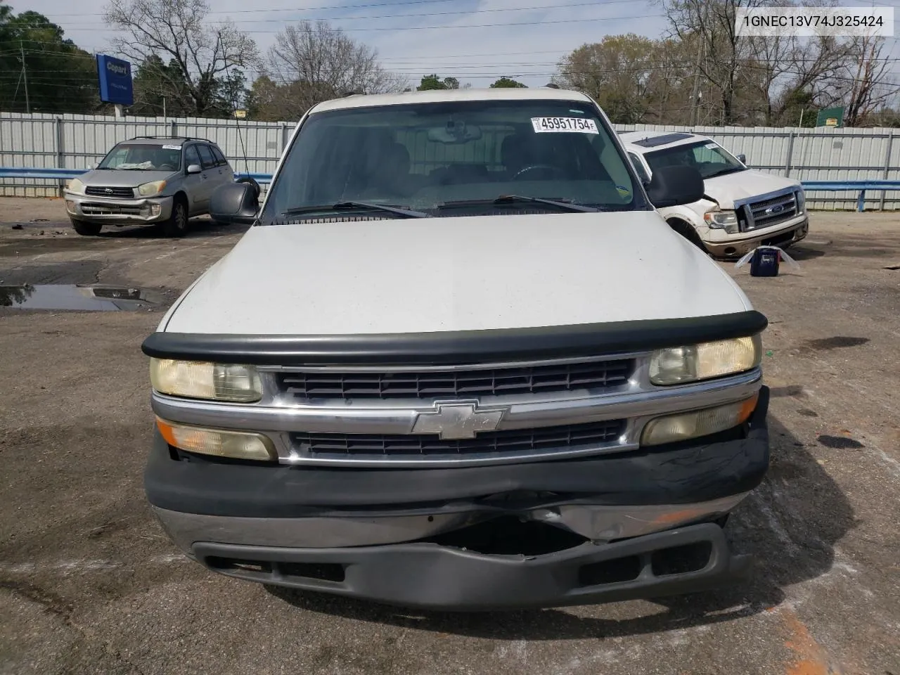 2004 Chevrolet Tahoe C1500 VIN: 1GNEC13V74J325424 Lot: 45951754