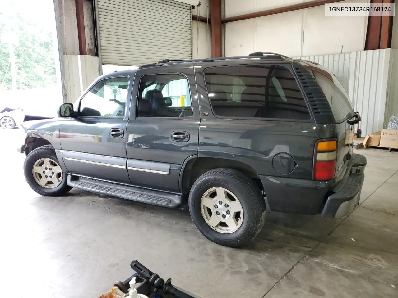 2004 Chevrolet Tahoe C1500 VIN: 1GNEC13Z34R168124 Lot: 53987444