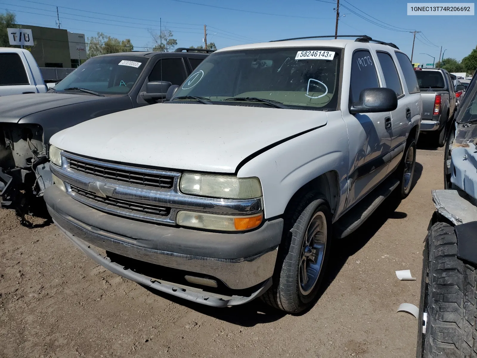 2004 Chevrolet Tahoe C1500 VIN: 1GNEC13T74R206692 Lot: 58246143