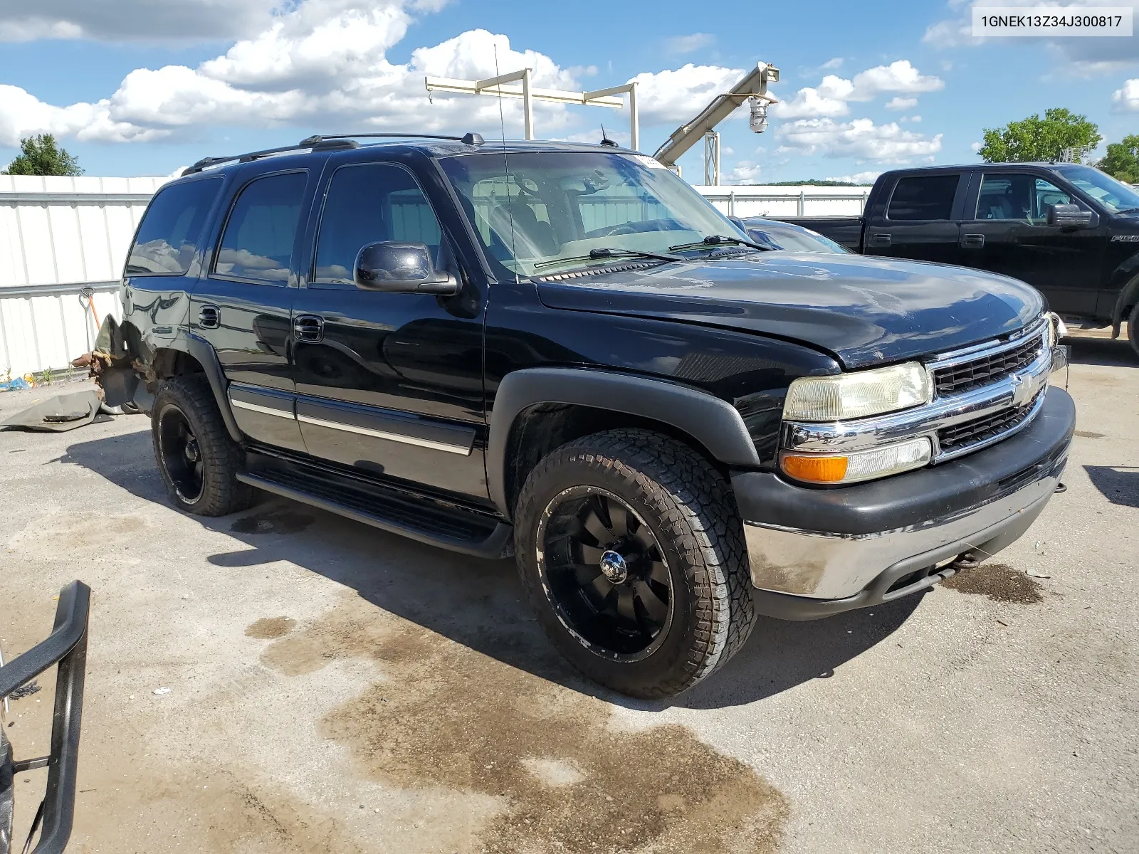 2004 Chevrolet Tahoe K1500 VIN: 1GNEK13Z34J300817 Lot: 60296614