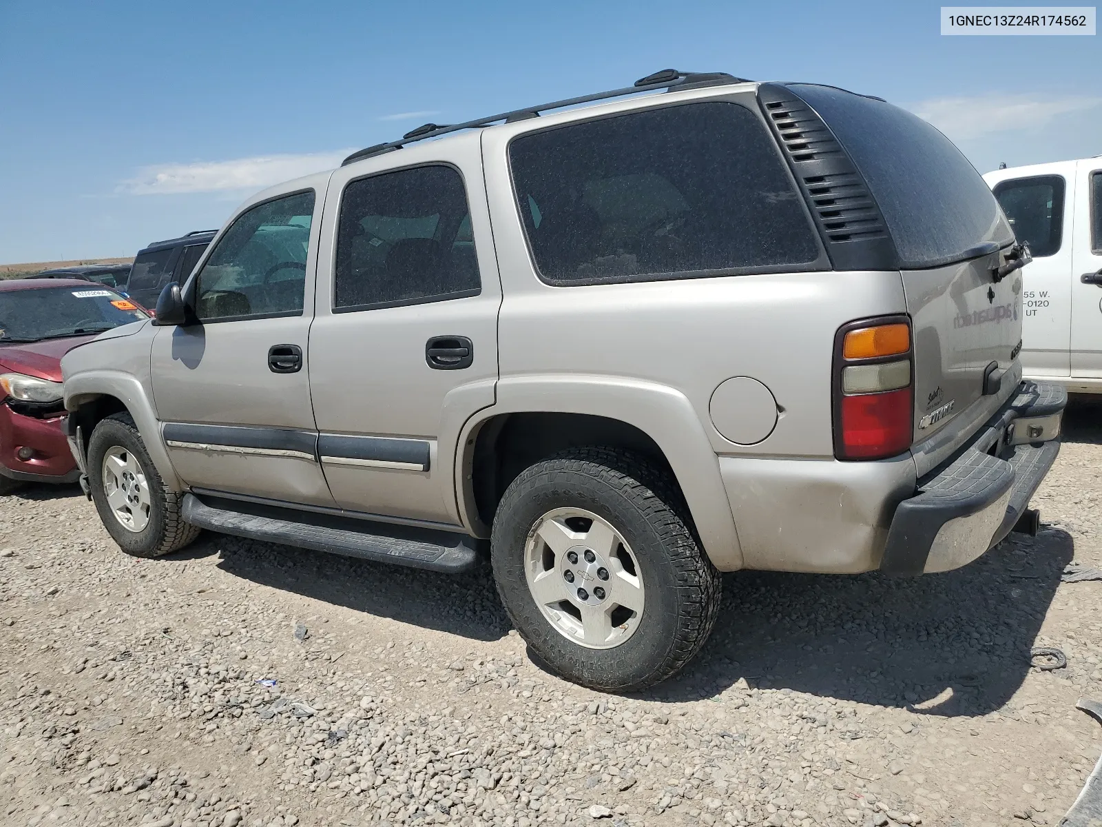 2004 Chevrolet Tahoe C1500 VIN: 1GNEC13Z24R174562 Lot: 65906144