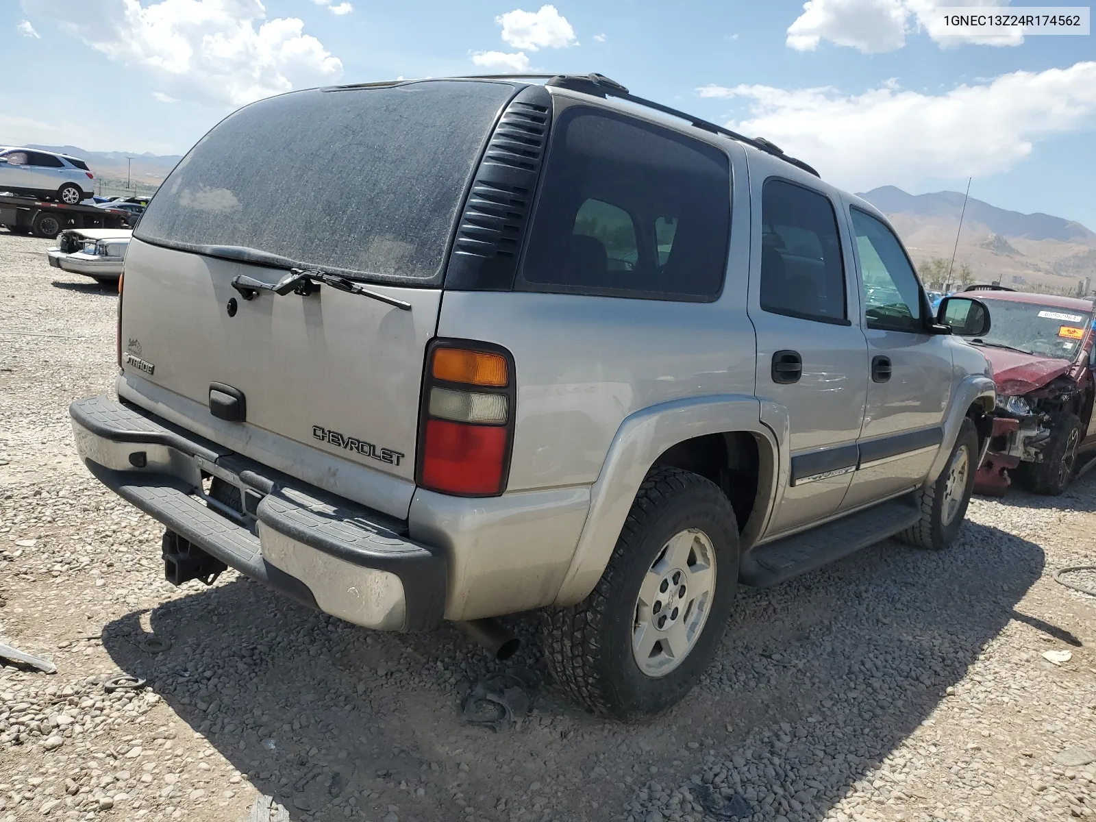 2004 Chevrolet Tahoe C1500 VIN: 1GNEC13Z24R174562 Lot: 65906144