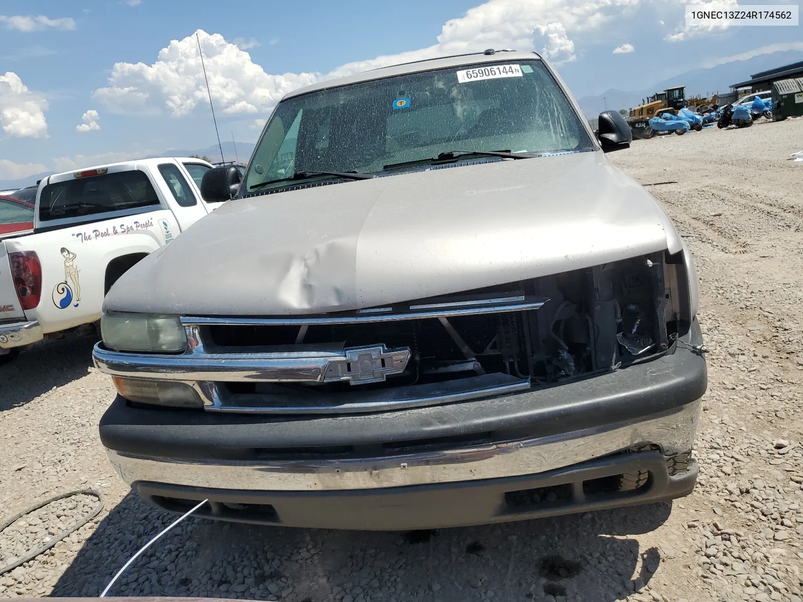 2004 Chevrolet Tahoe C1500 VIN: 1GNEC13Z24R174562 Lot: 65906144