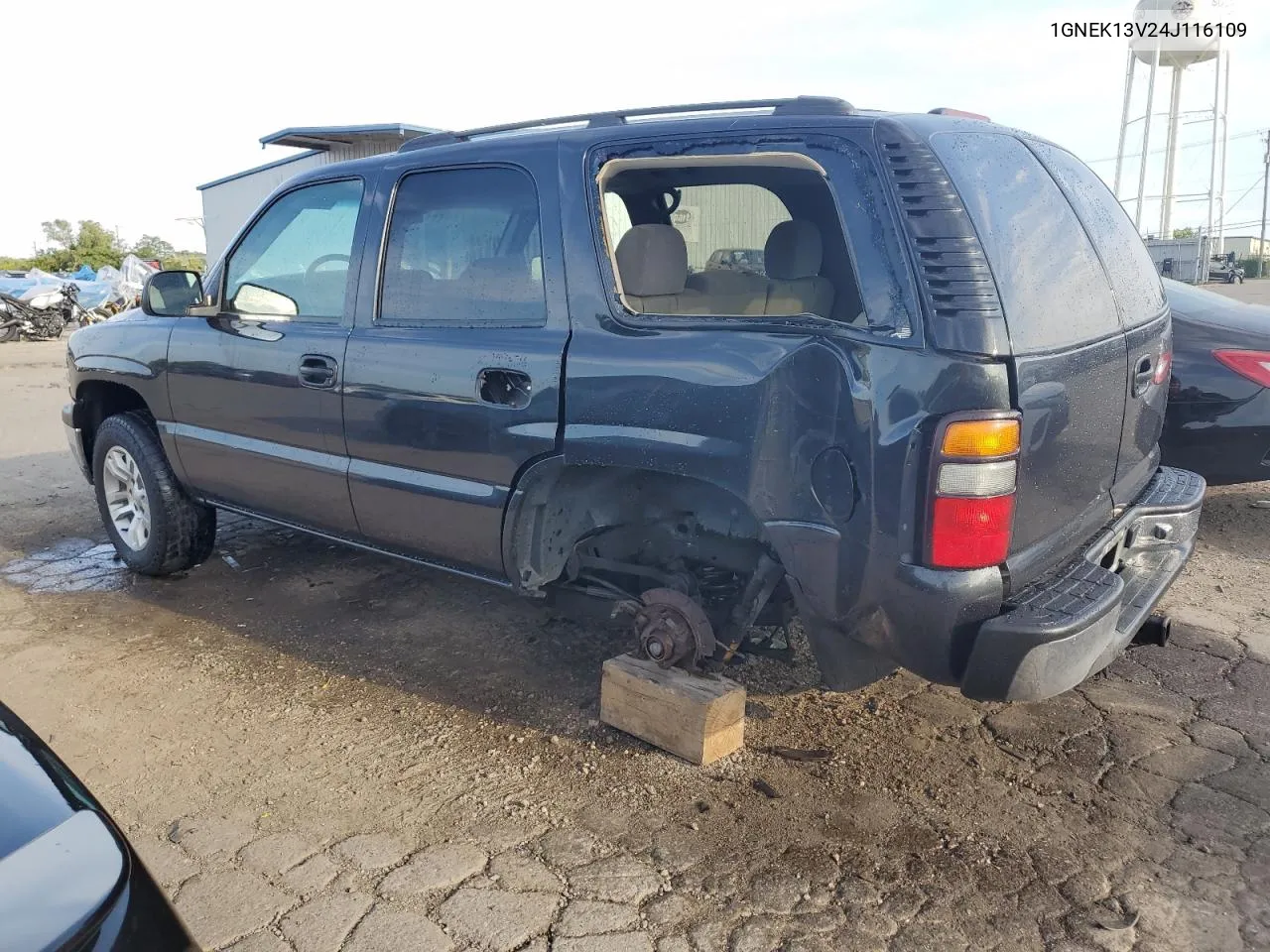 2004 Chevrolet Tahoe K1500 VIN: 1GNEK13V24J116109 Lot: 68289994