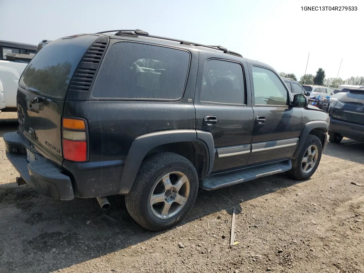 2004 Chevrolet Tahoe C1500 VIN: 1GNEC13T04R279533 Lot: 70397144