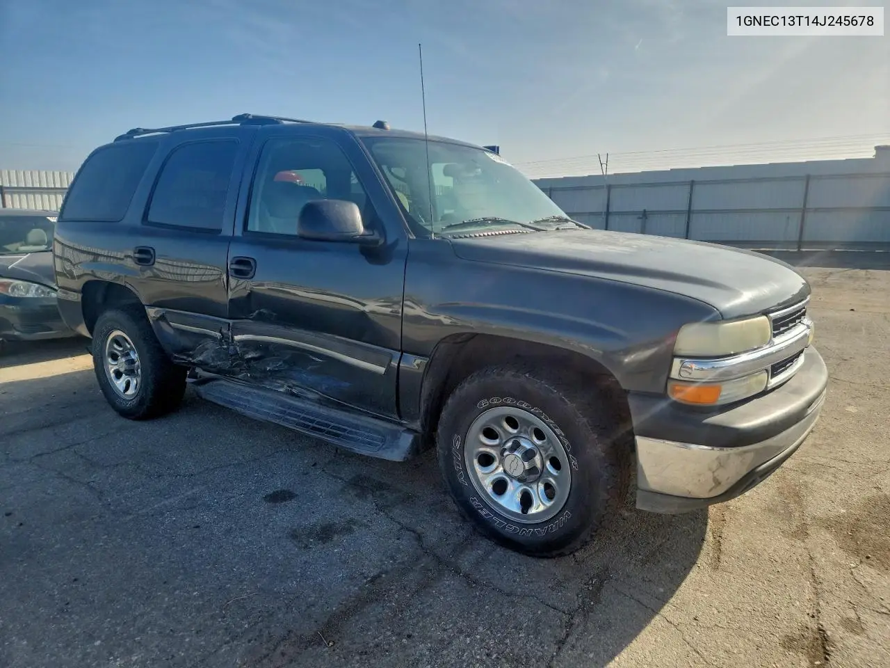1GNEC13T14J245678 2004 Chevrolet Tahoe C1500