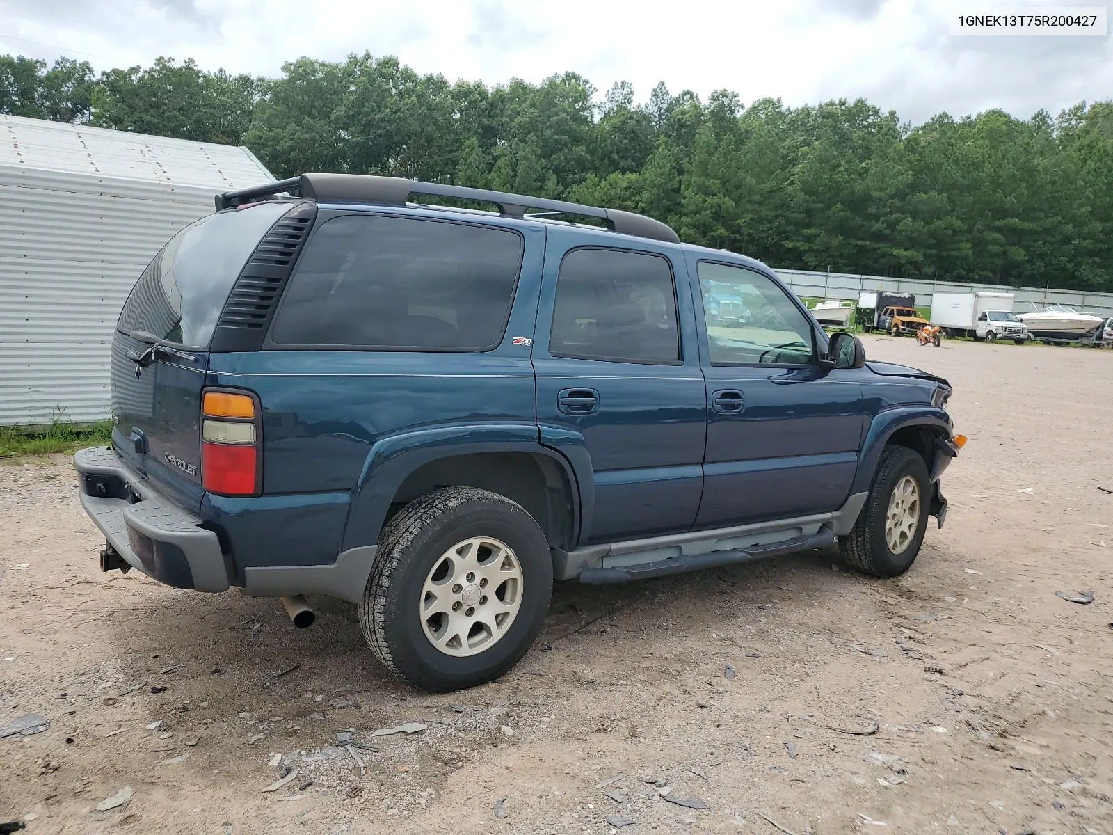 2005 Chevrolet Tahoe K1500 VIN: 1GNEK13T75R200427 Lot: 64316144