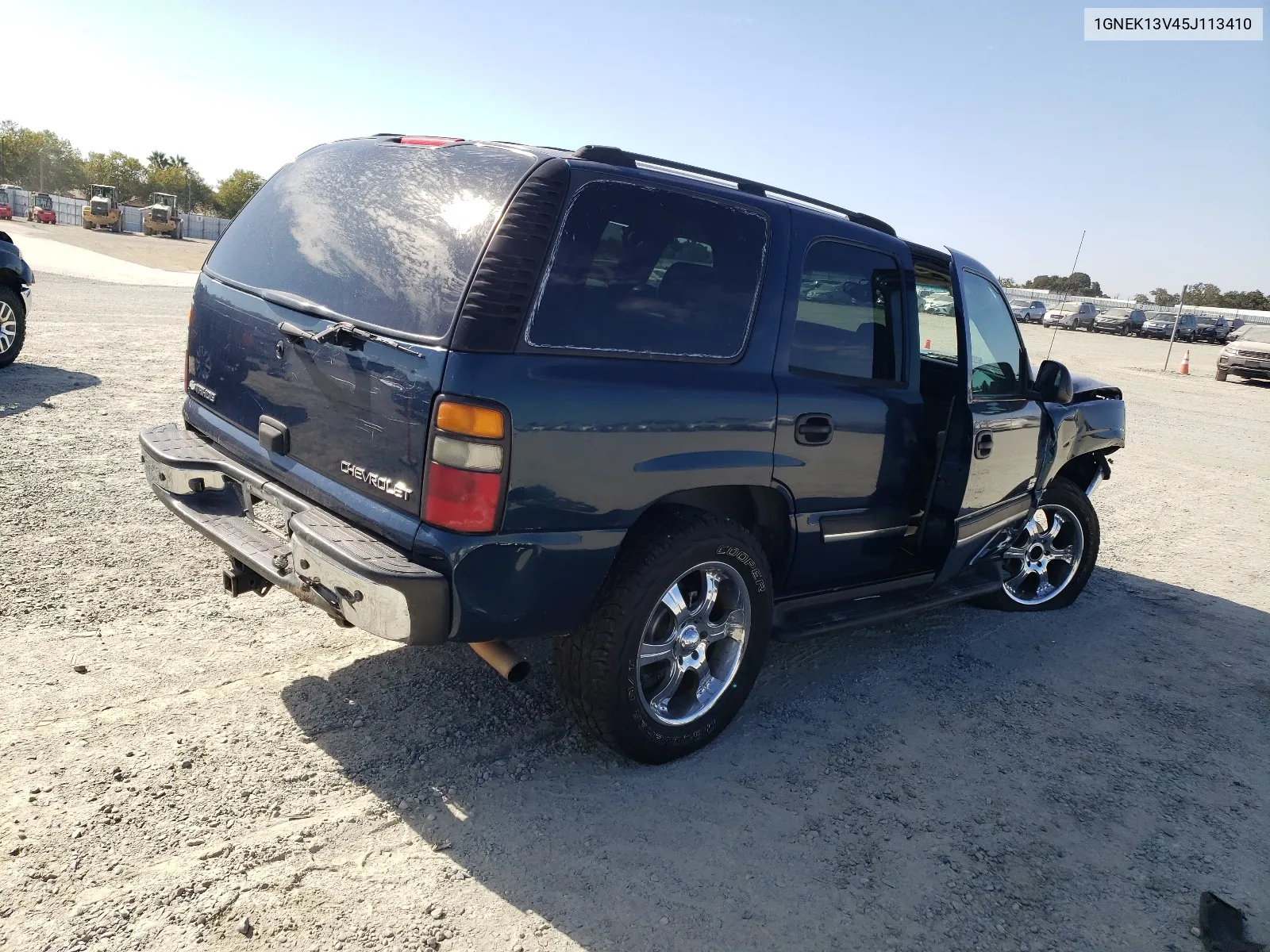 2005 Chevrolet Tahoe K1500 VIN: 1GNEK13V45J113410 Lot: 66703804