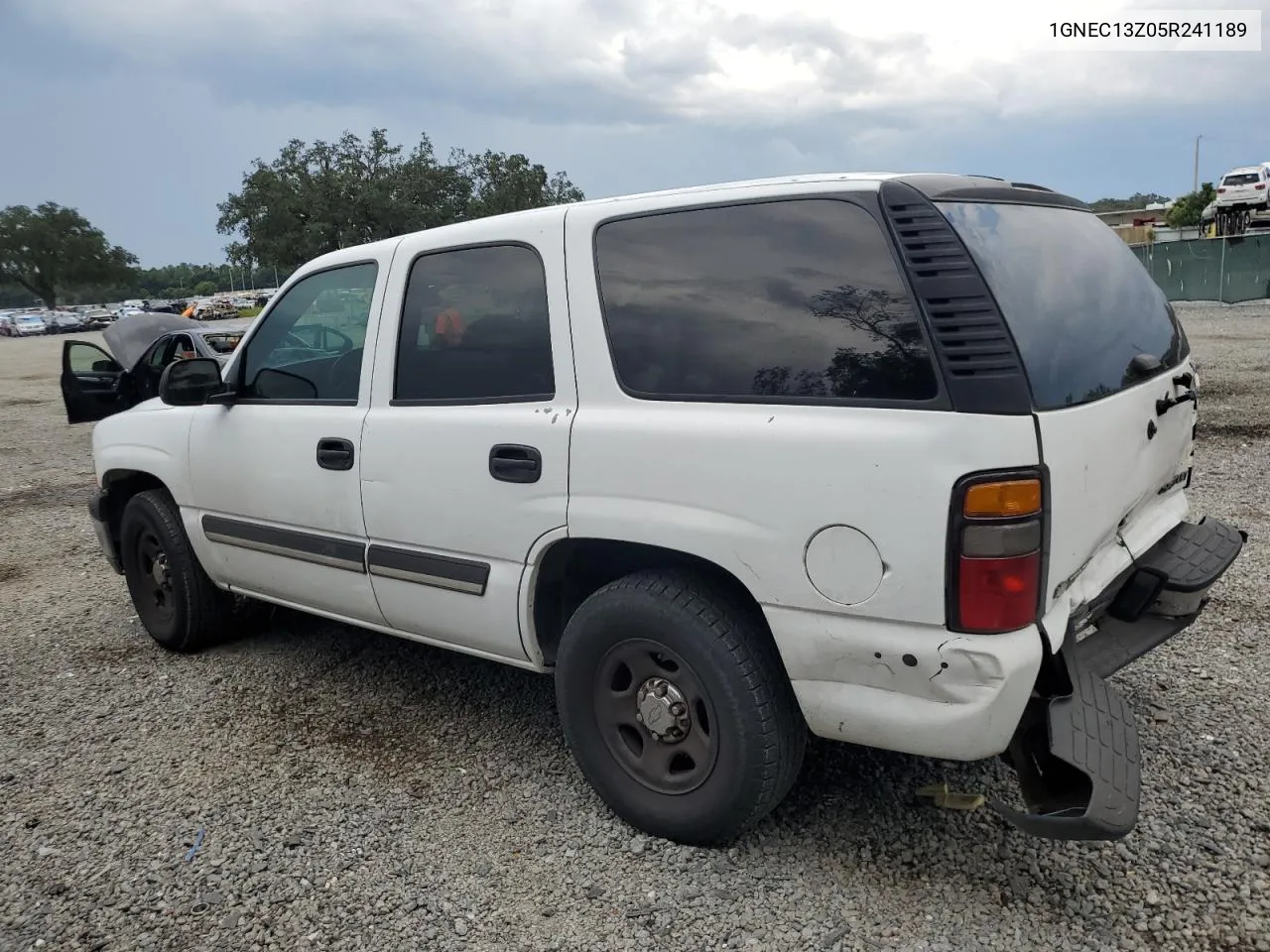 2005 Chevrolet Tahoe C1500 VIN: 1GNEC13Z05R241189 Lot: 67587124