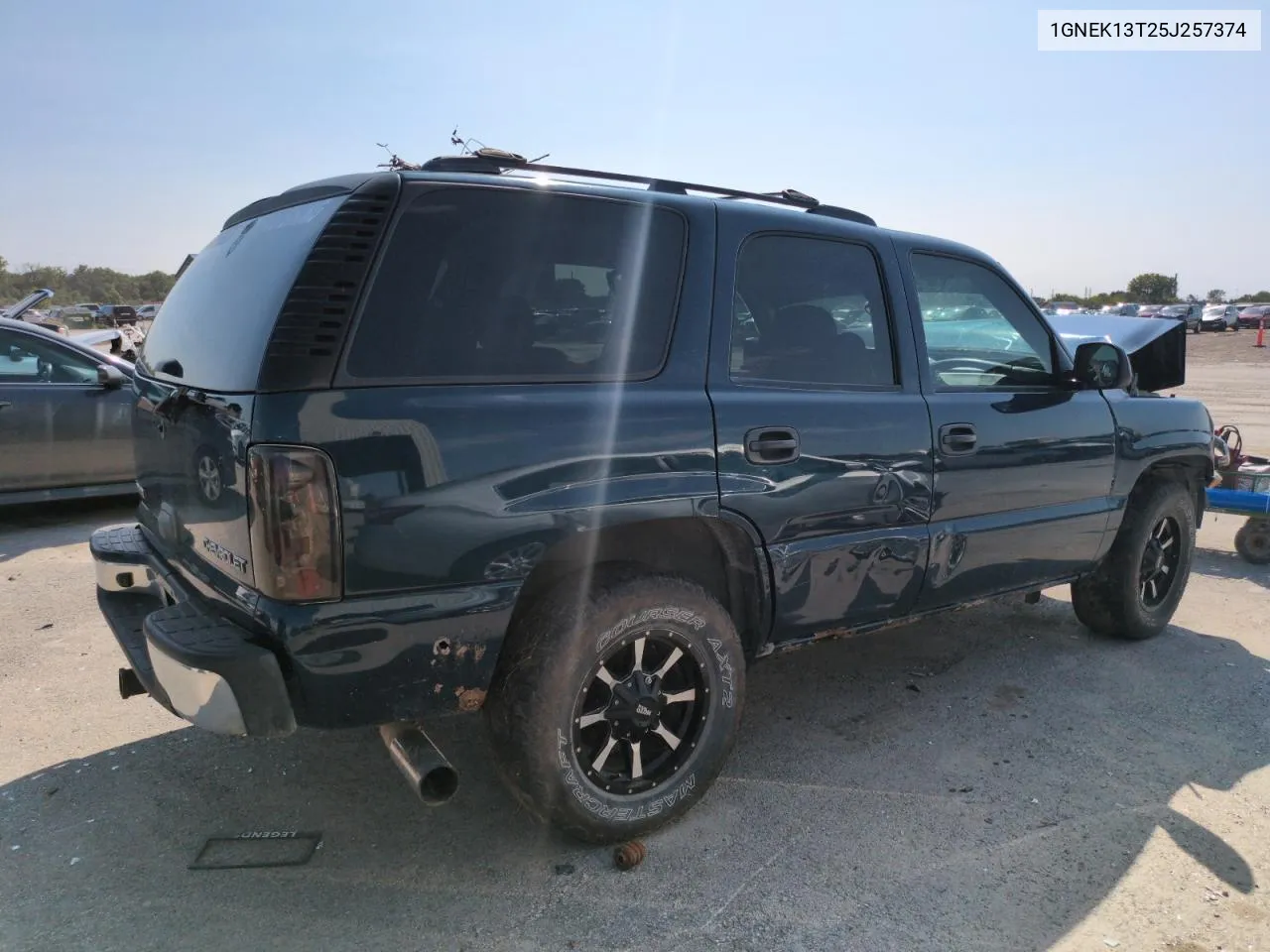 2005 Chevrolet Tahoe K1500 VIN: 1GNEK13T25J257374 Lot: 70135014