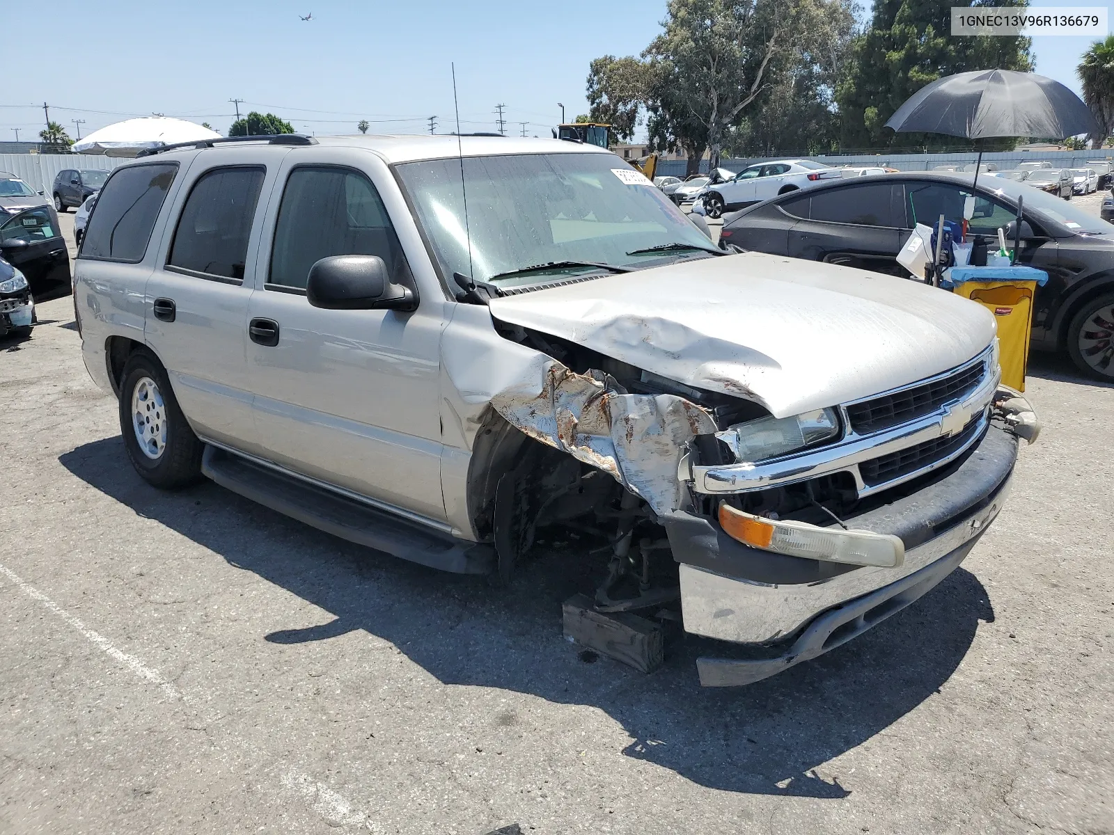 2006 Chevrolet Tahoe C1500 VIN: 1GNEC13V96R136679 Lot: 58726304