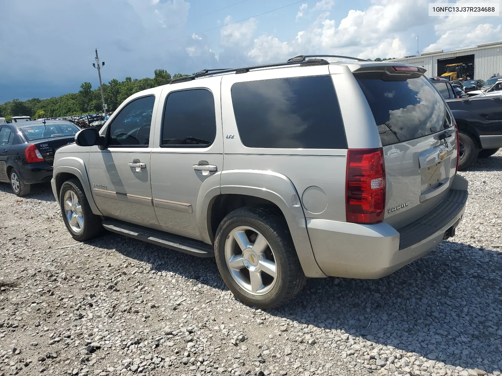 2007 Chevrolet Tahoe C1500 VIN: 1GNFC13J37R234688 Lot: 65164424