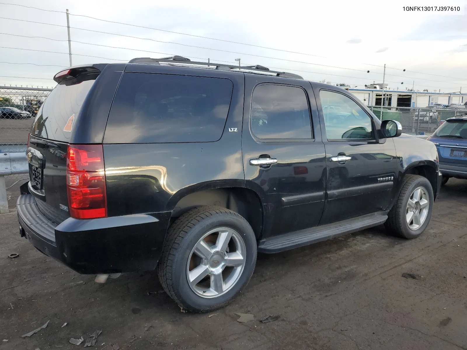 2007 Chevrolet Tahoe K1500 VIN: 1GNFK13017J397610 Lot: 67332284