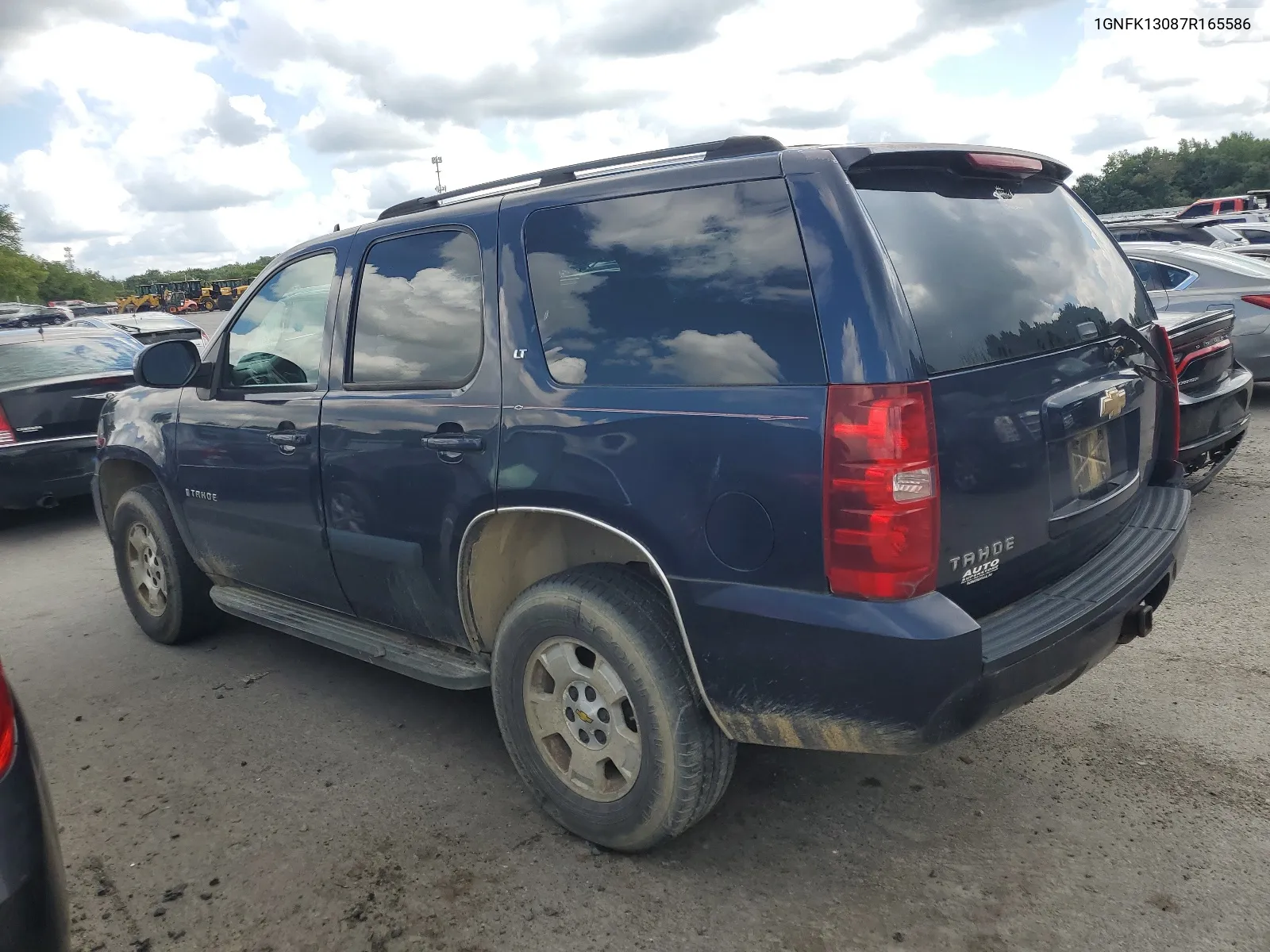 2007 Chevrolet Tahoe K1500 VIN: 1GNFK13087R165586 Lot: 67858394