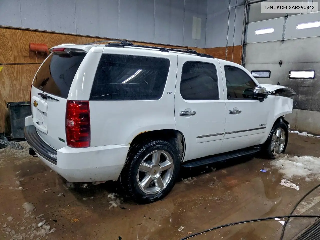 1GNUKCE03AR290843 2010 Chevrolet Tahoe K1500 Ltz