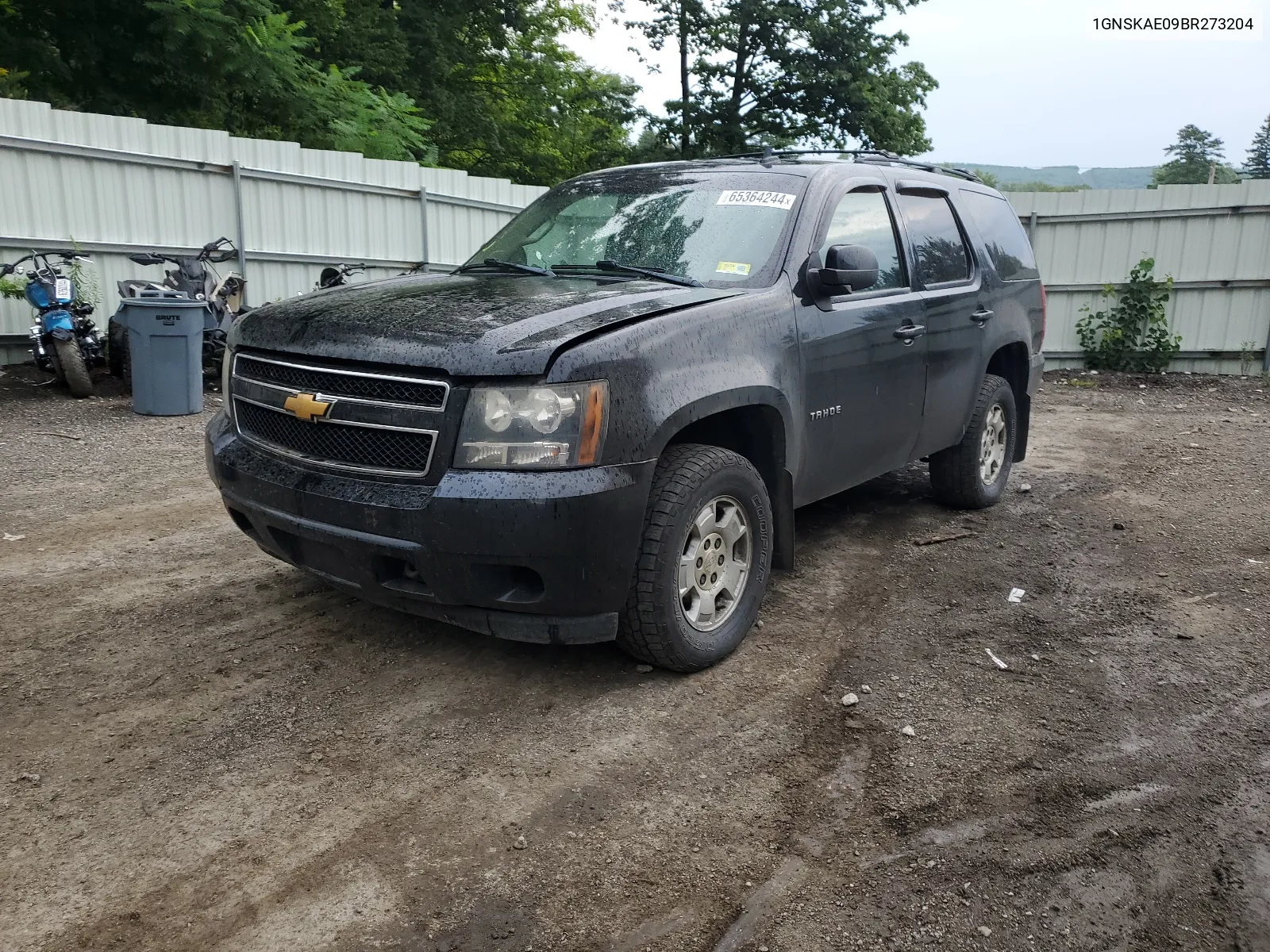 1GNSKAE09BR273204 2011 Chevrolet Tahoe K1500 Ls