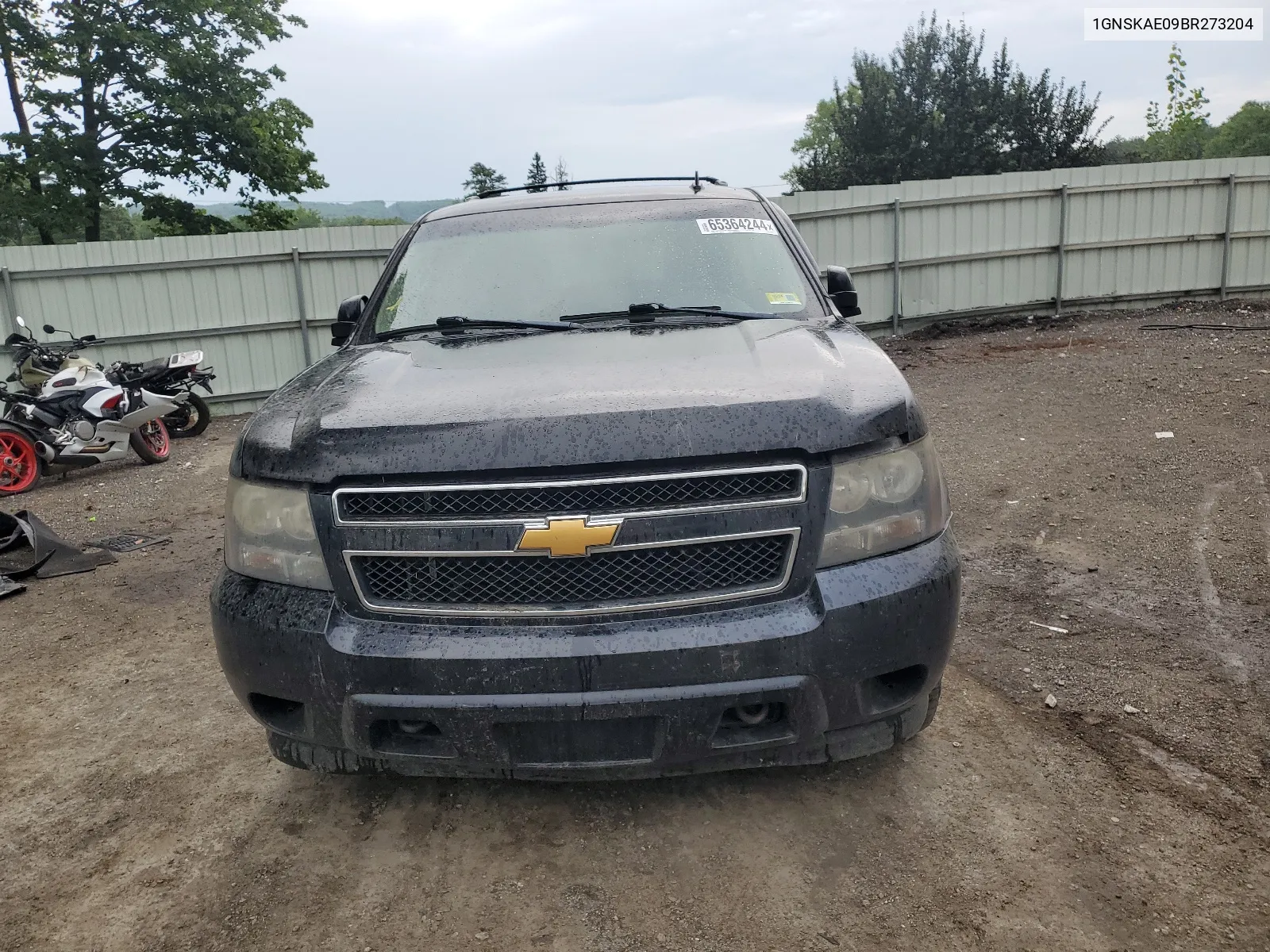 1GNSKAE09BR273204 2011 Chevrolet Tahoe K1500 Ls