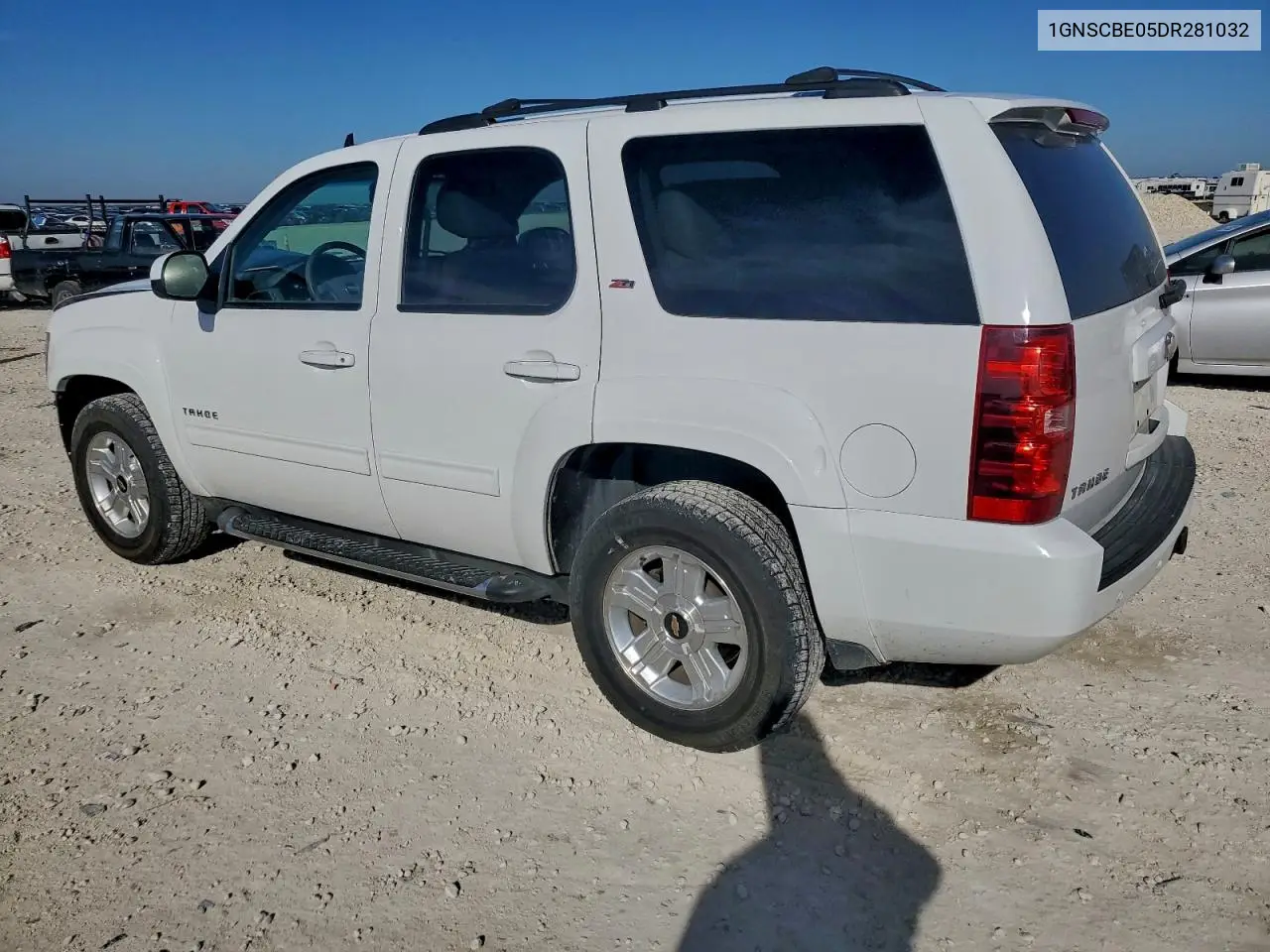 1GNSCBE05DR281032 2013 Chevrolet Tahoe C1500 Lt