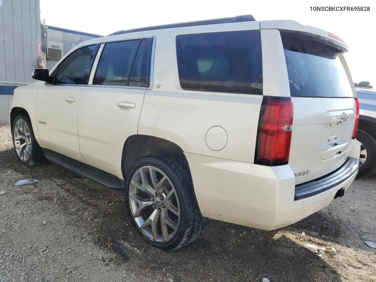 1GNSCBKCXFR695828 2015 Chevrolet Tahoe C1500 Lt