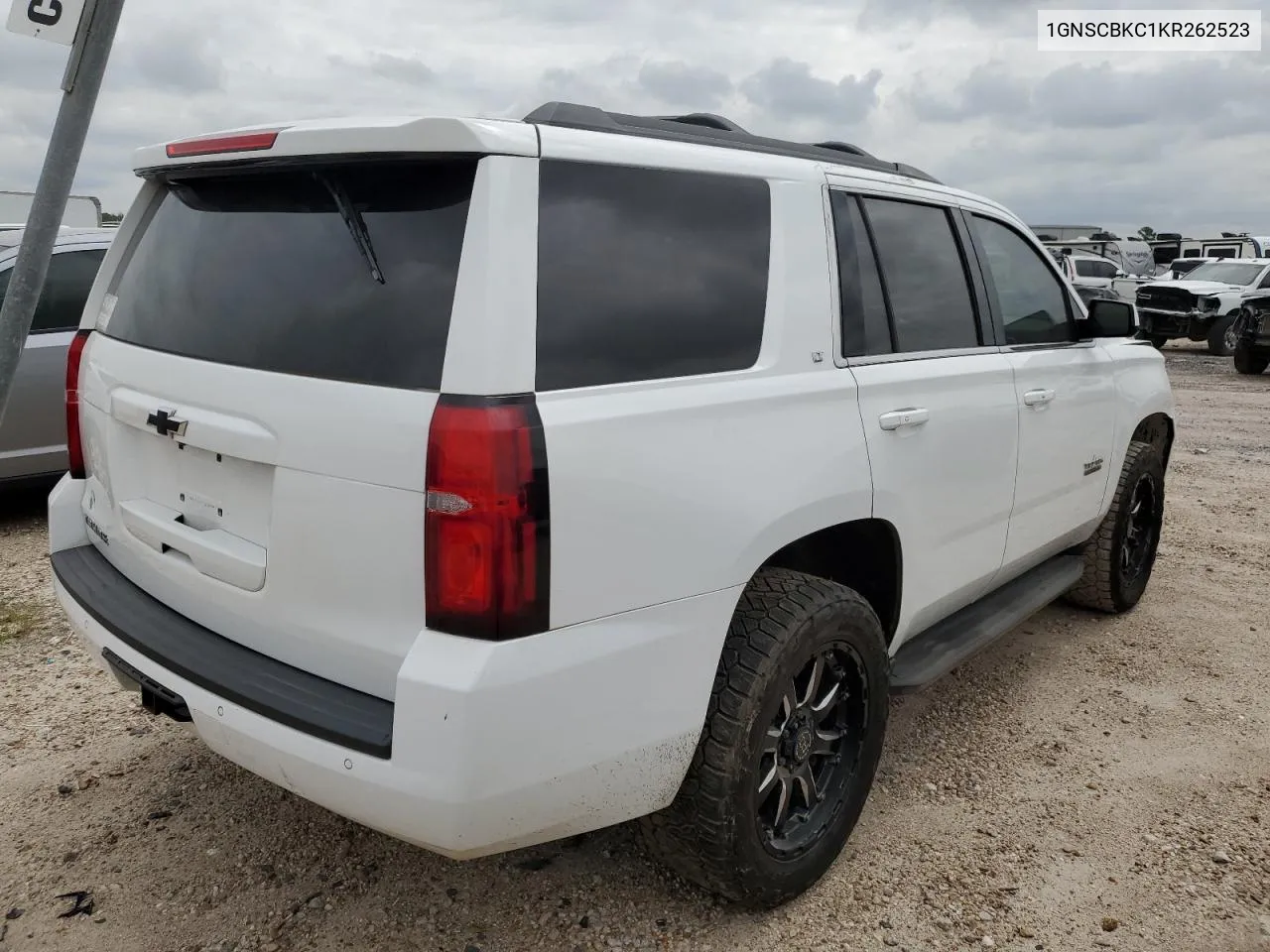 1GNSCBKC1KR262523 2019 Chevrolet Tahoe C1500 Lt