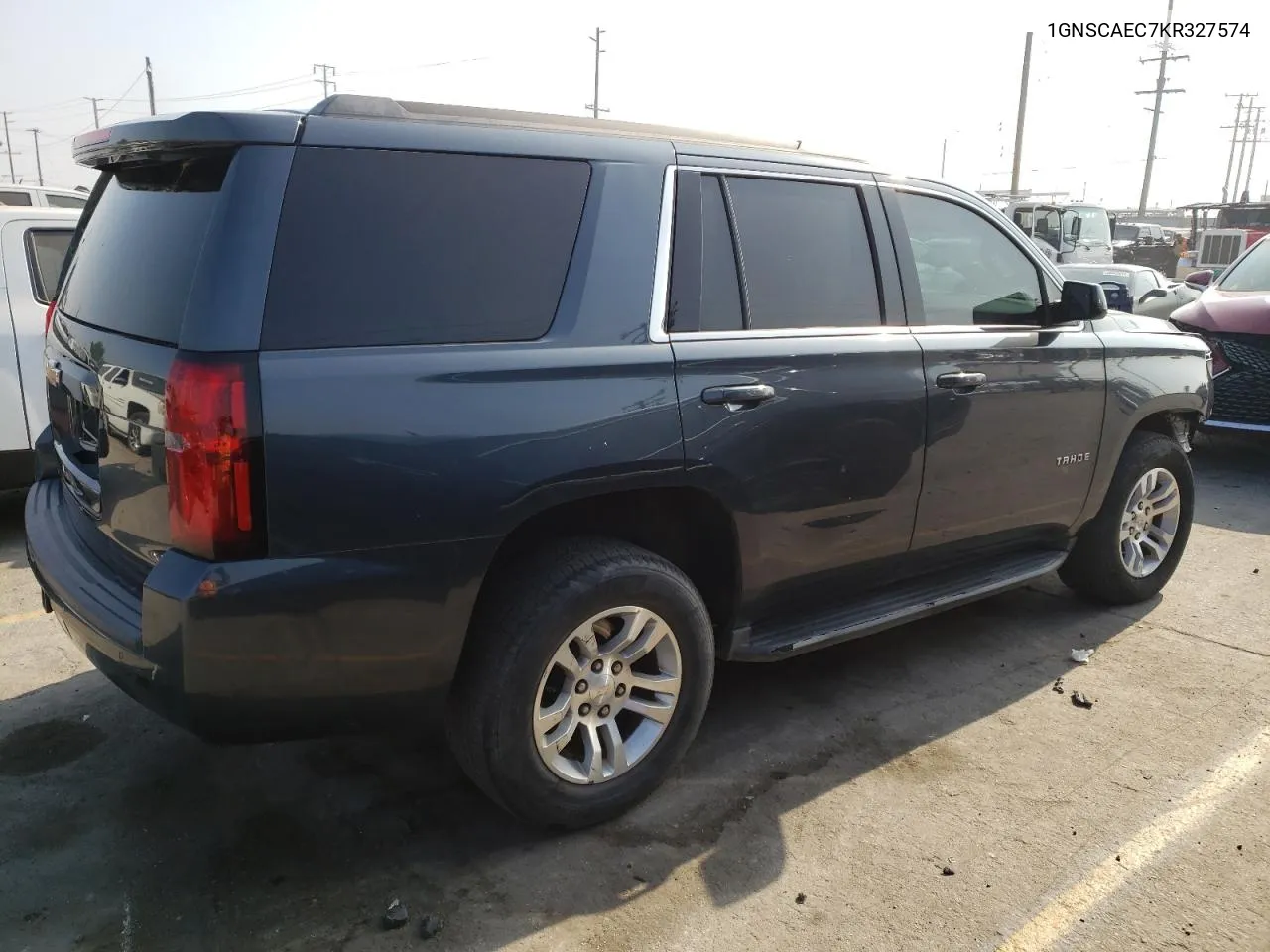 1GNSCAEC7KR327574 2019 Chevrolet Tahoe C1500 Ls