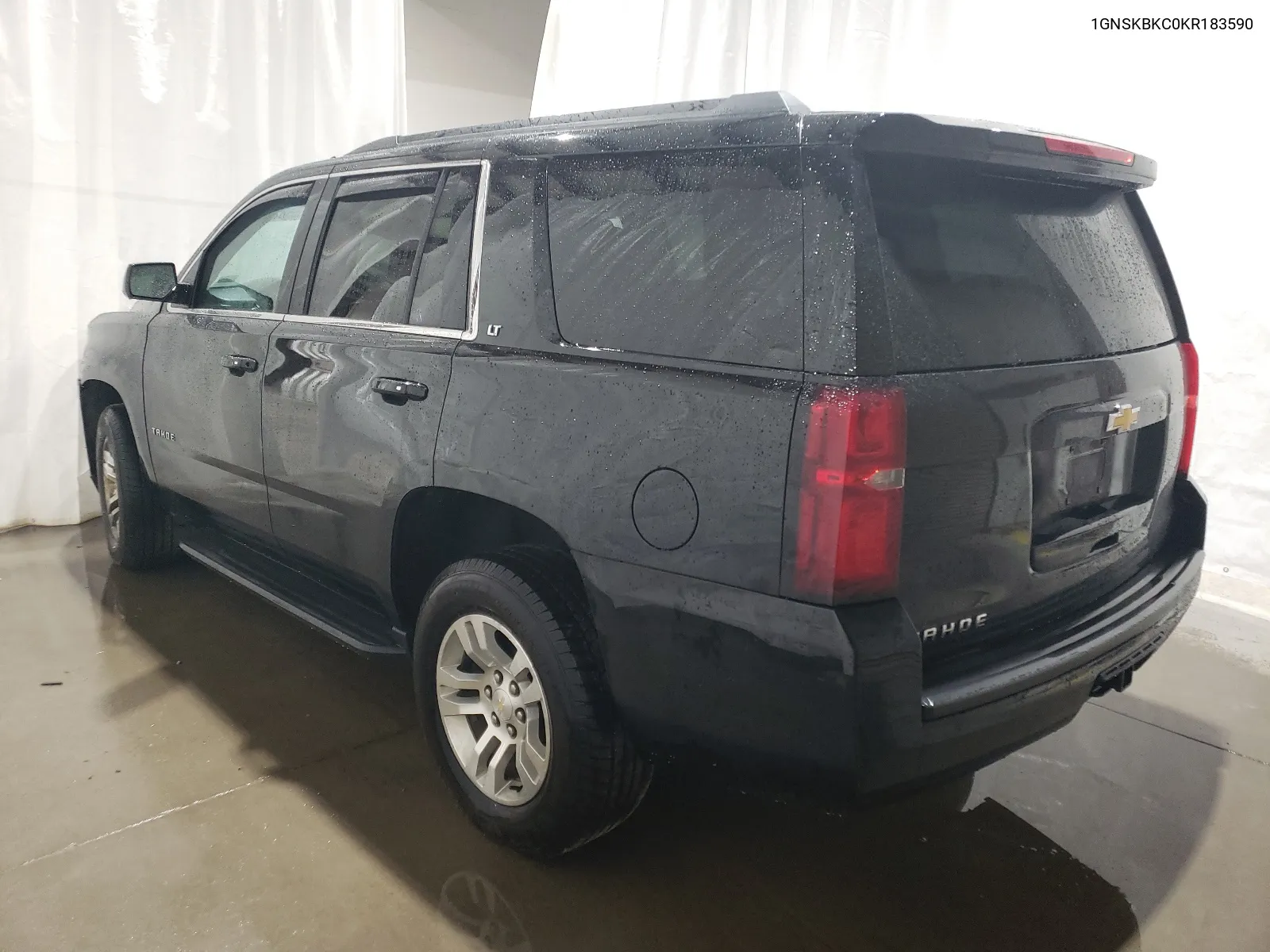 1GNSKBKC0KR183590 2019 Chevrolet Tahoe K1500 Lt