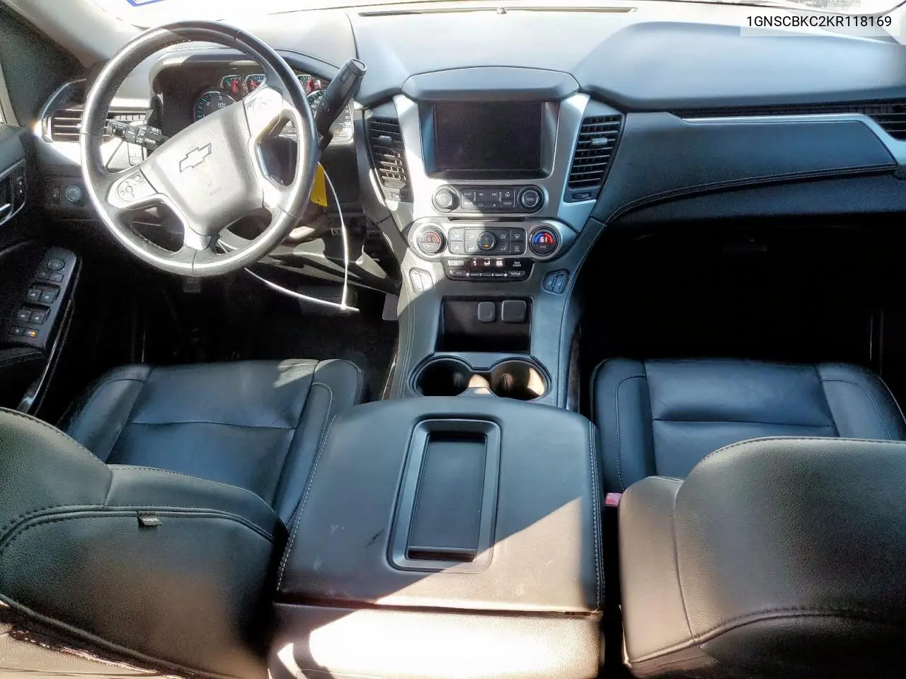 1GNSCBKC2KR118169 2019 Chevrolet Tahoe C1500 Lt