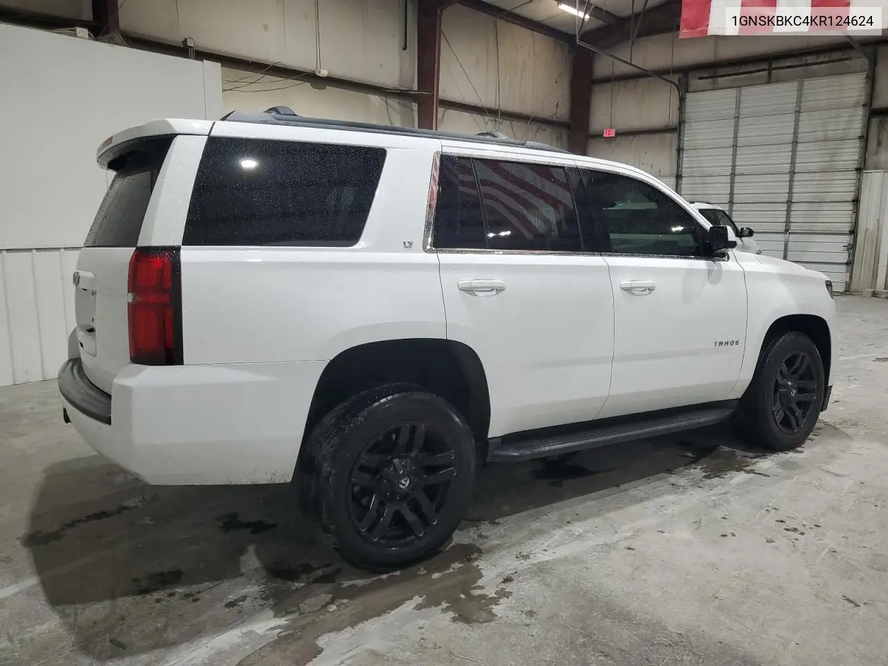 1GNSKBKC4KR124624 2019 Chevrolet Tahoe K1500 Lt
