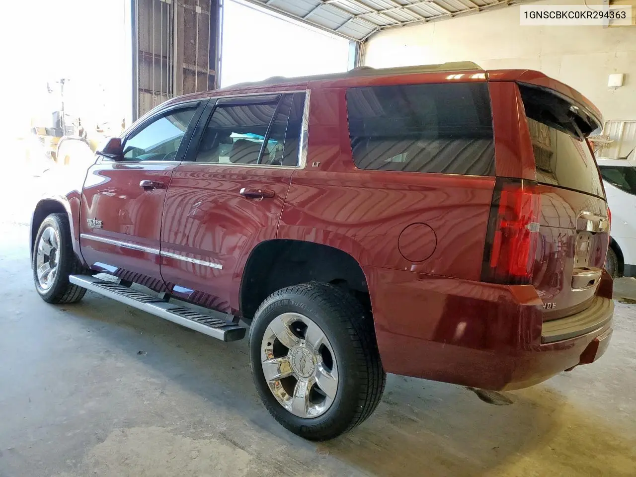 1GNSCBKC0KR294363 2019 Chevrolet Tahoe C1500 Lt