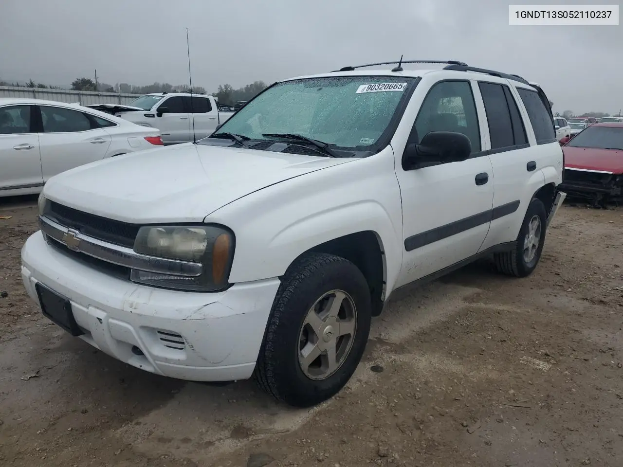 1GNDT13S052110237 2005 Chevrolet Trailblazer Ls