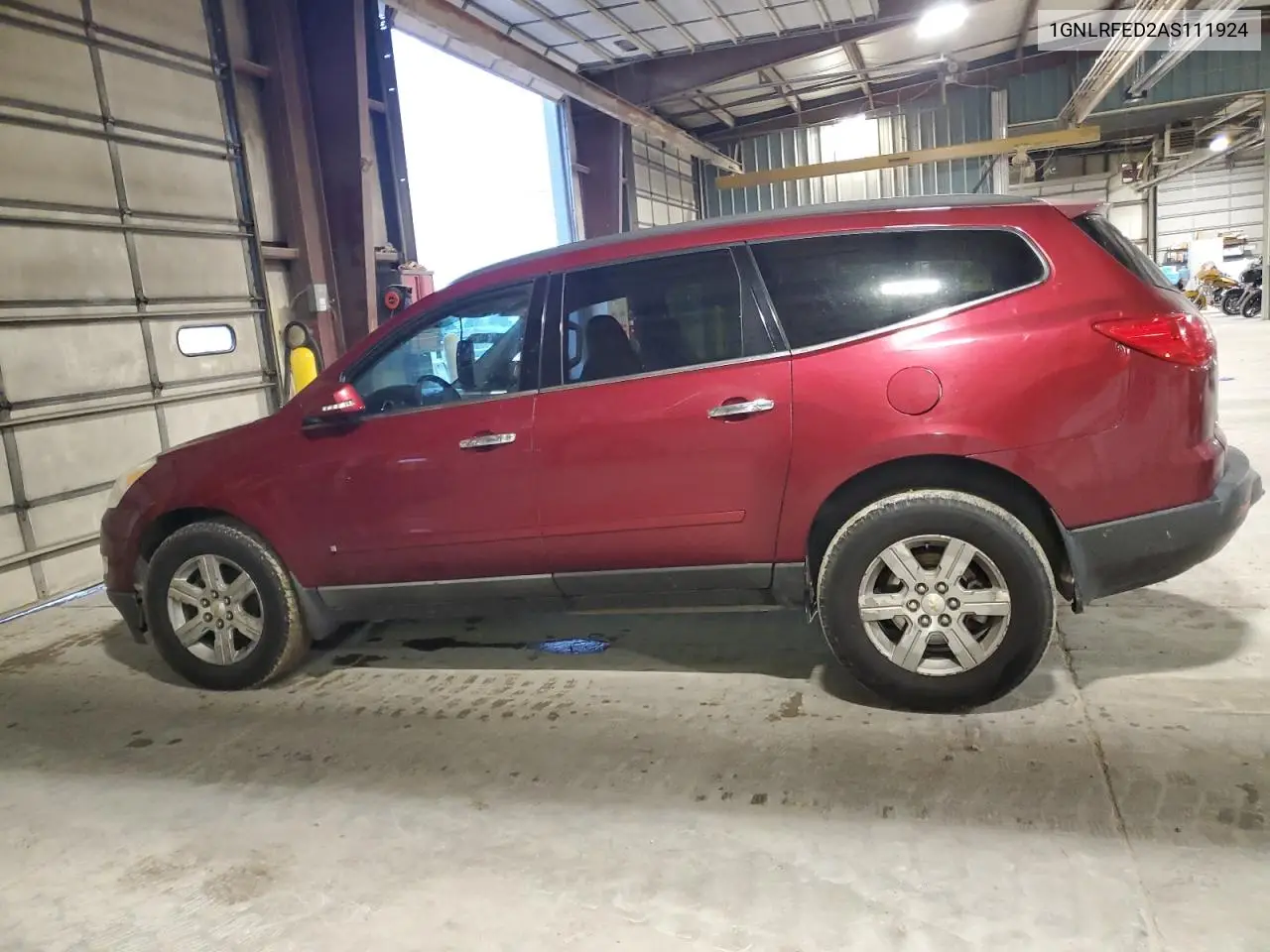 1GNLRFED2AS111924 2010 Chevrolet Traverse Lt