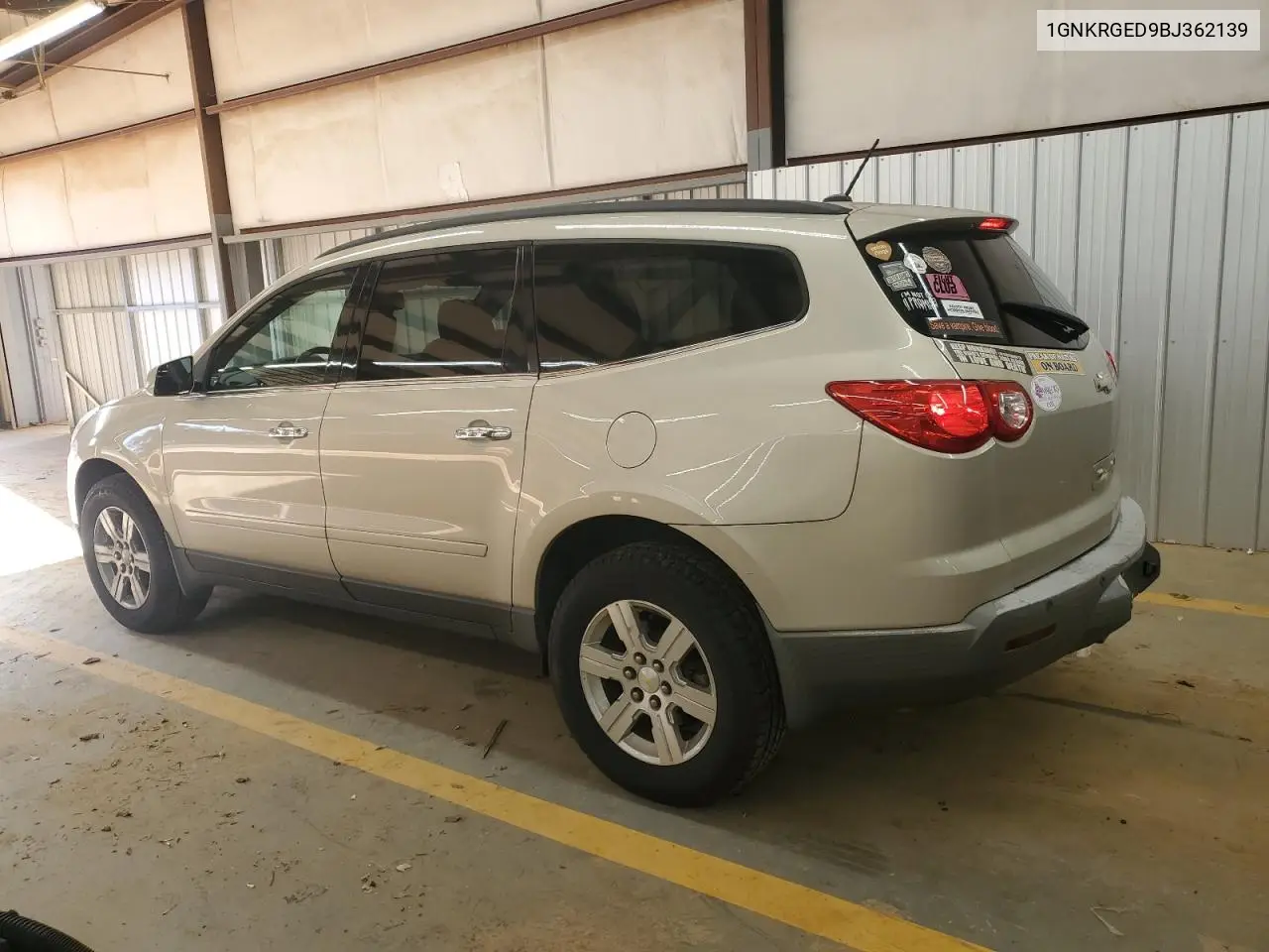 1GNKRGED9BJ362139 2011 Chevrolet Traverse Lt