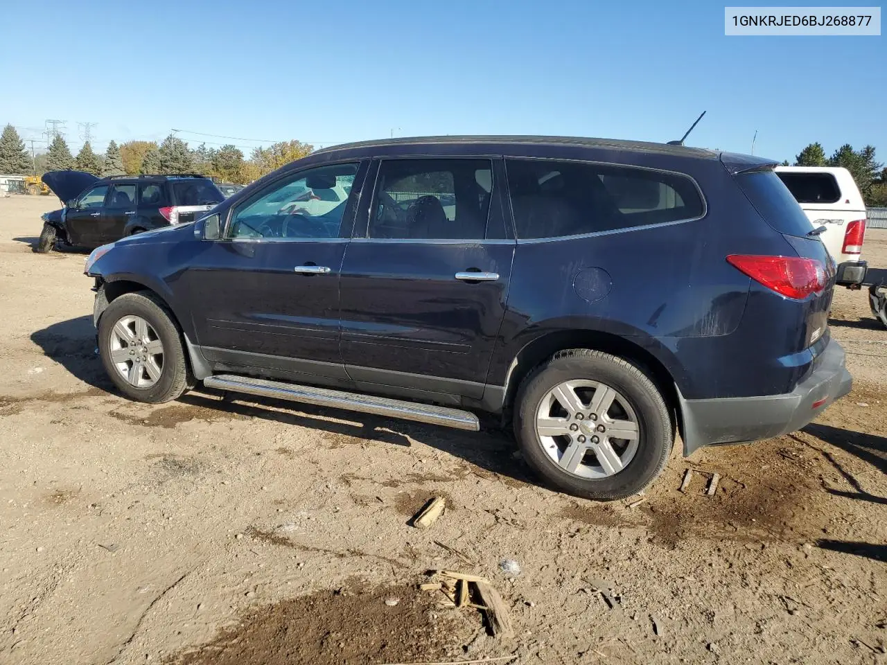 1GNKRJED6BJ268877 2011 Chevrolet Traverse Lt