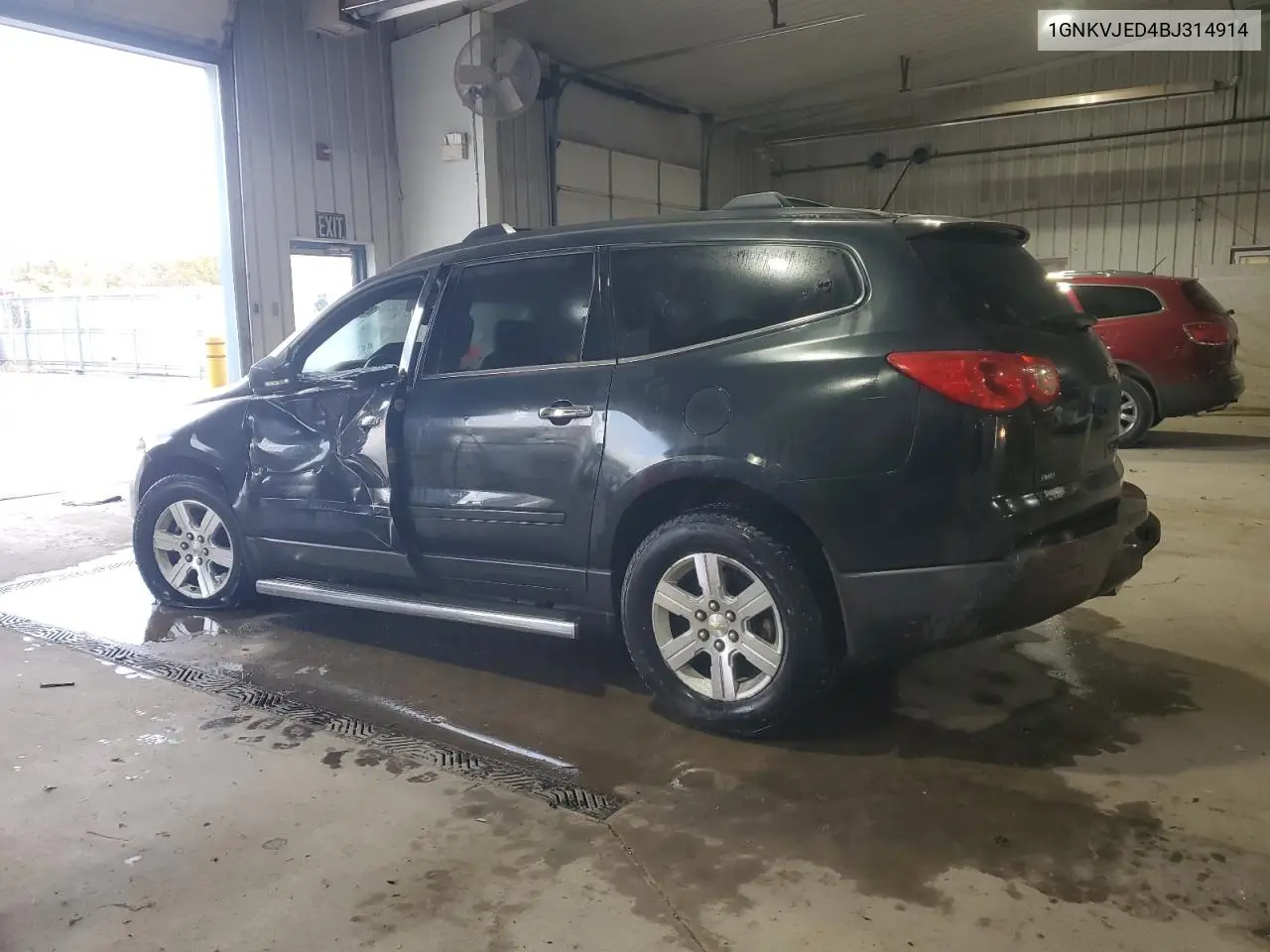 1GNKVJED4BJ314914 2011 Chevrolet Traverse Lt