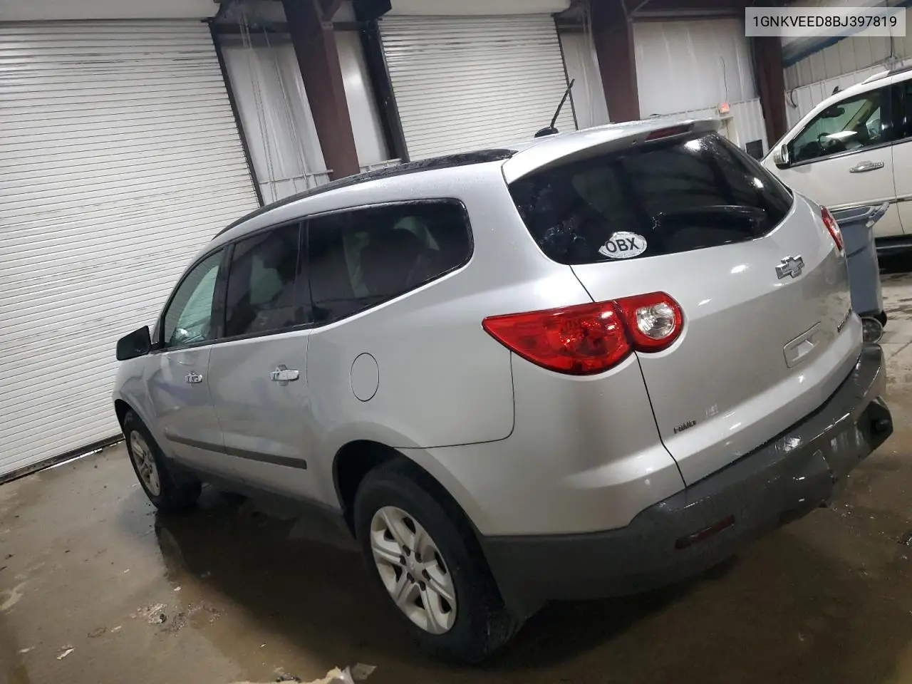1GNKVEED8BJ397819 2011 Chevrolet Traverse Ls